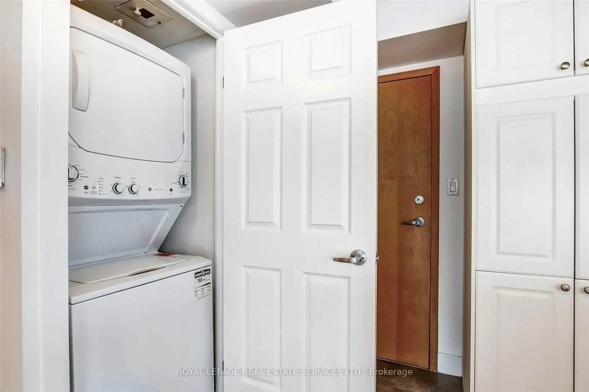 Photo 23 of Unit 709, 550 Queens Quay, Toronto, Waterfront Communities — HOMEH