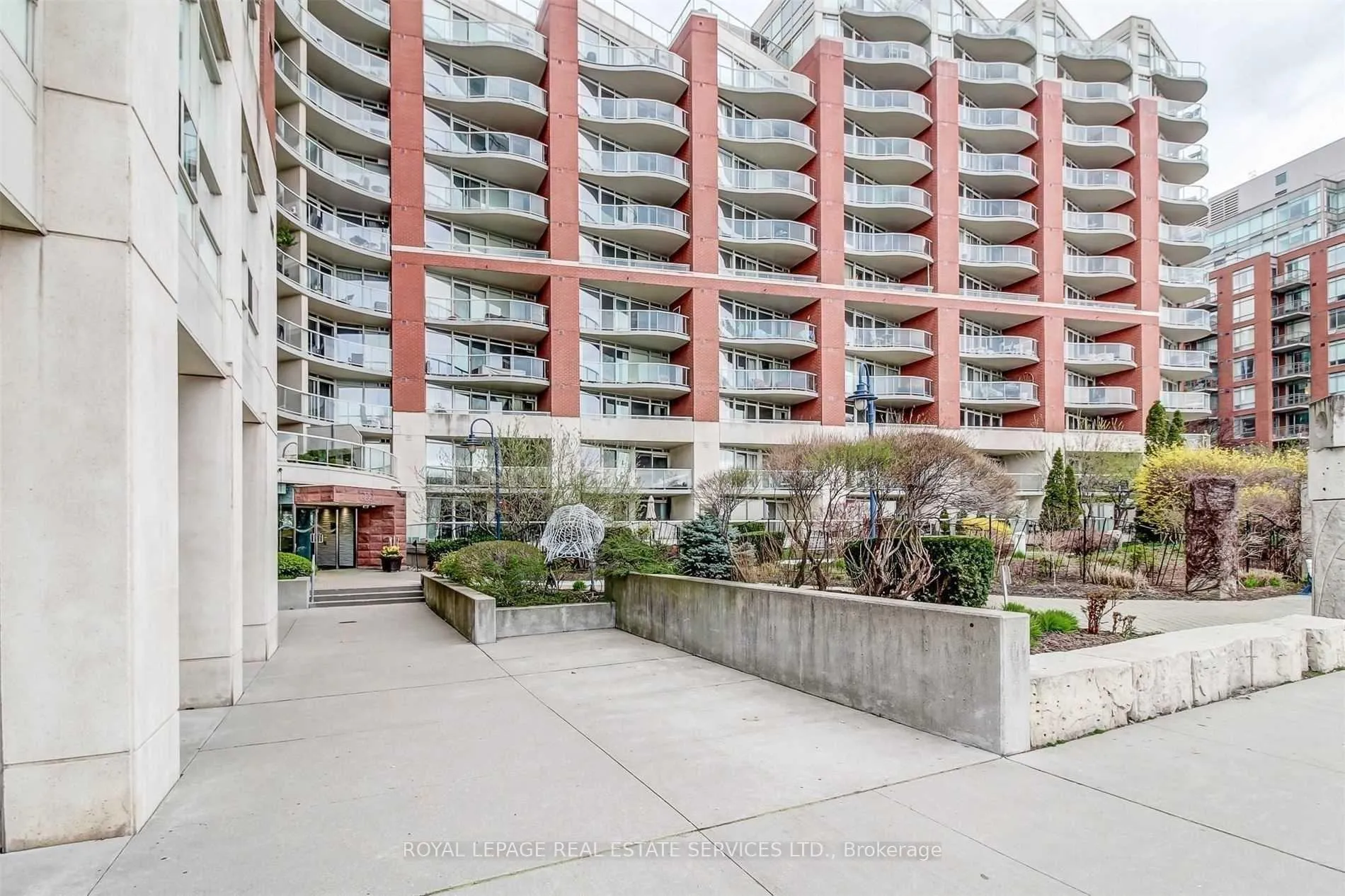 Photo 26 of Unit 709, 550 Queens Quay, Toronto, Waterfront Communities — HOMEH
