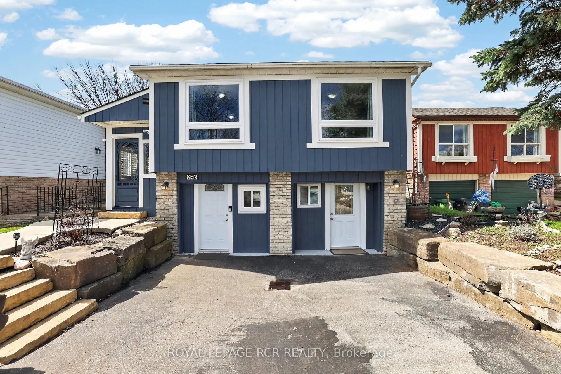 Photo 1 of 296 Whitehead Crescent, Caledon, Bolton North — HOMEH