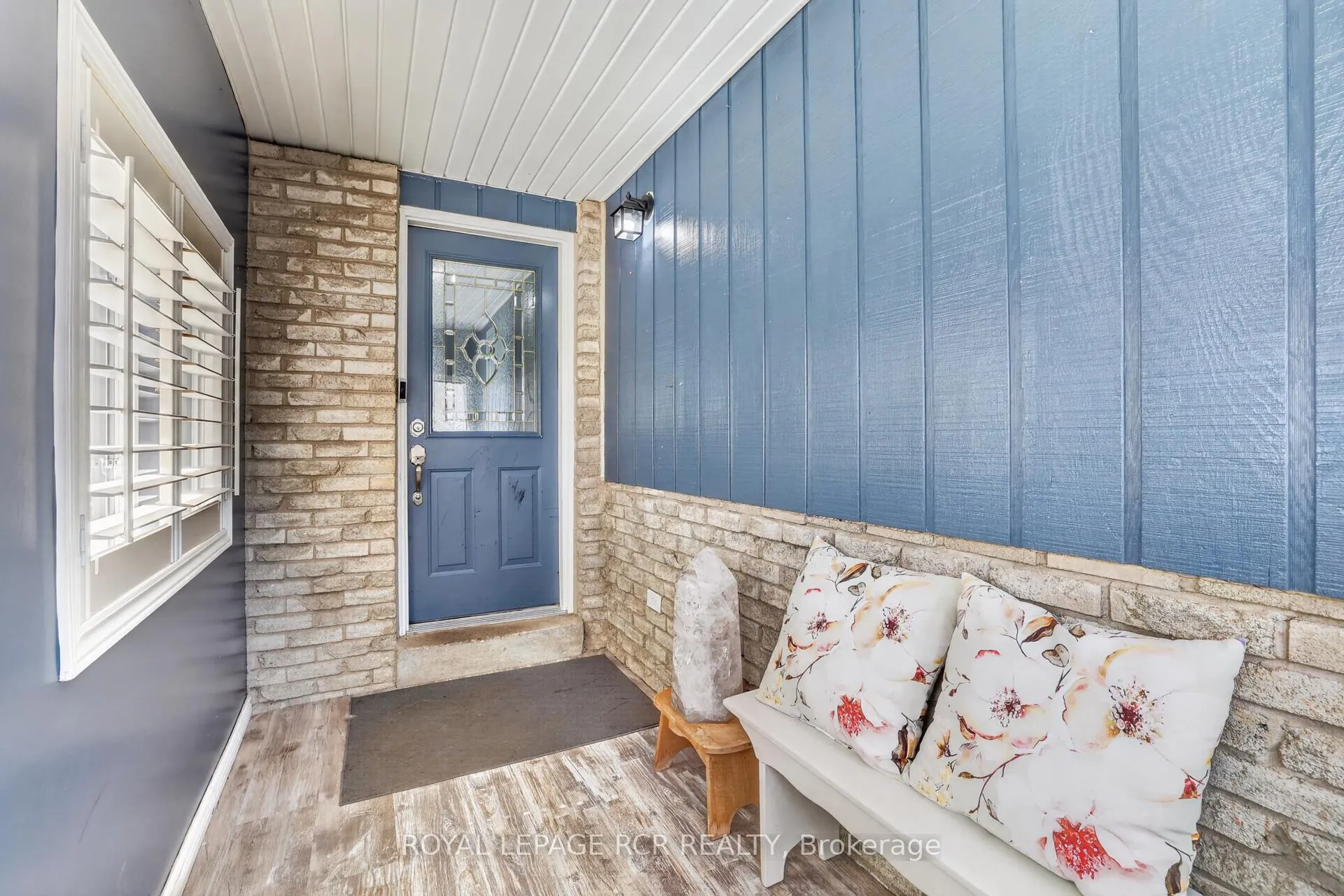 Photo 4 of 296 Whitehead Crescent, Caledon, Bolton North — HOMEH