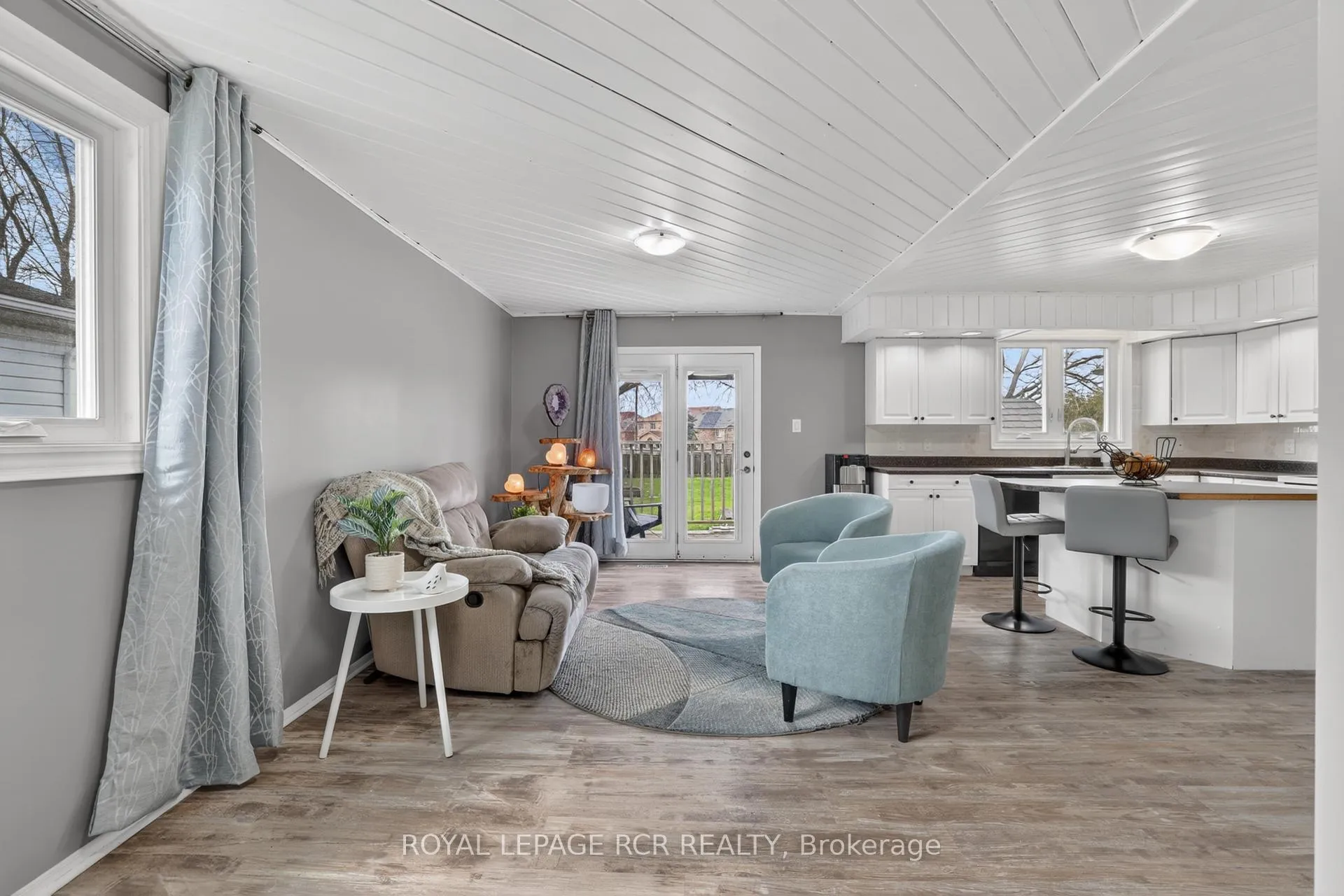 Photo 6 of 296 Whitehead Crescent, Caledon, Bolton North — HOMEH