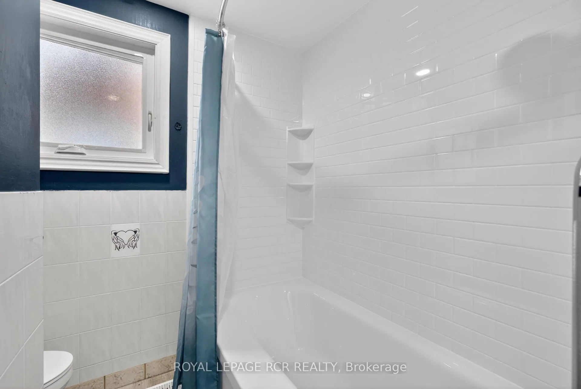 Photo 18 of 296 Whitehead Crescent, Caledon, Bolton North — HOMEH