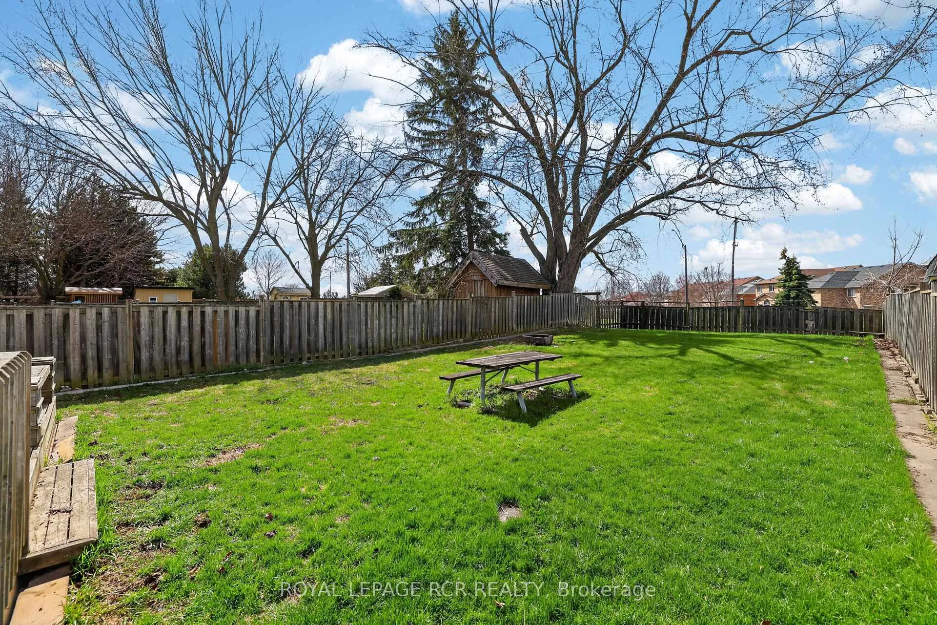Photo 29 of 296 Whitehead Crescent, Caledon, Bolton North — HOMEH