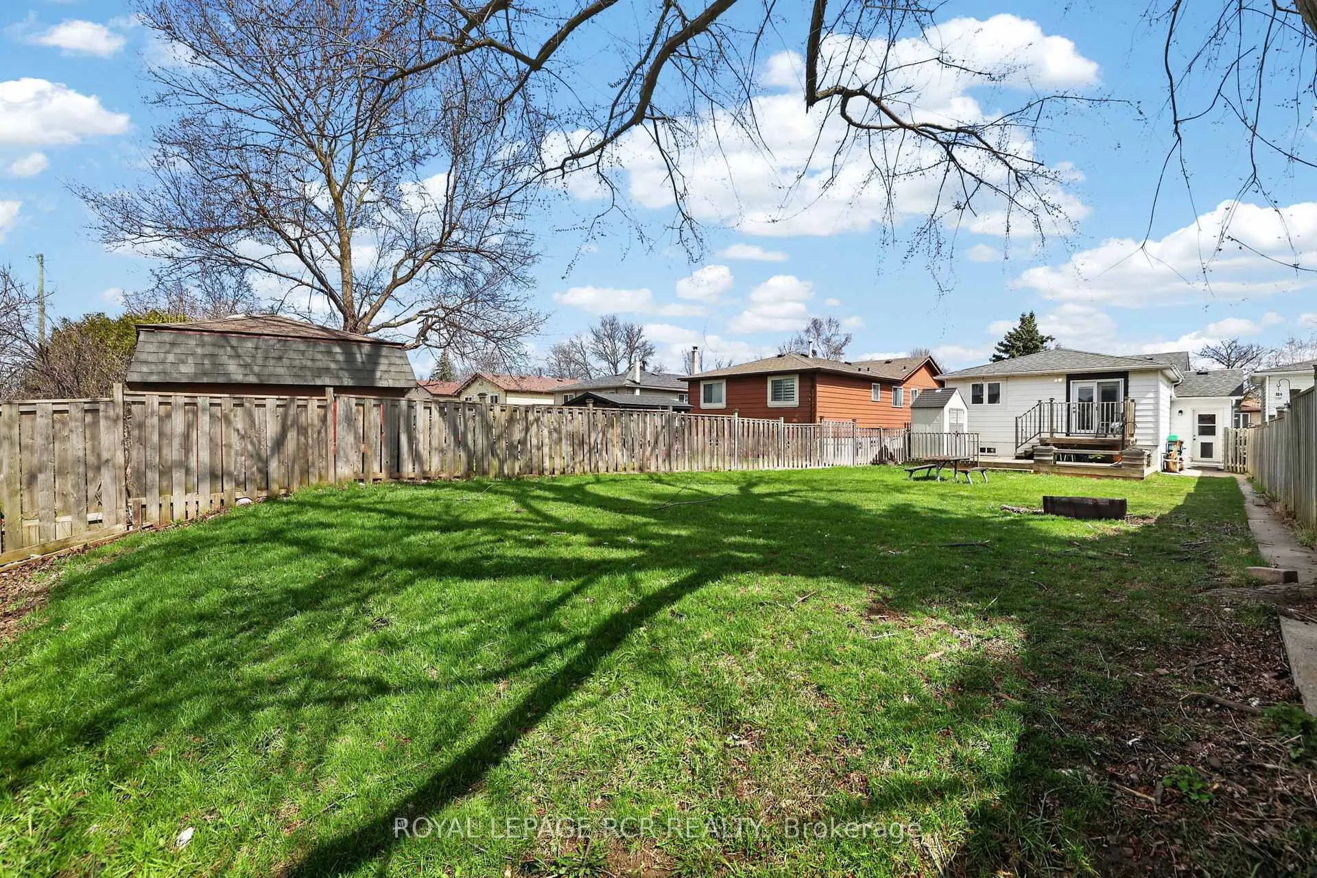 Photo 32 of 296 Whitehead Crescent, Caledon, Bolton North — HOMEH