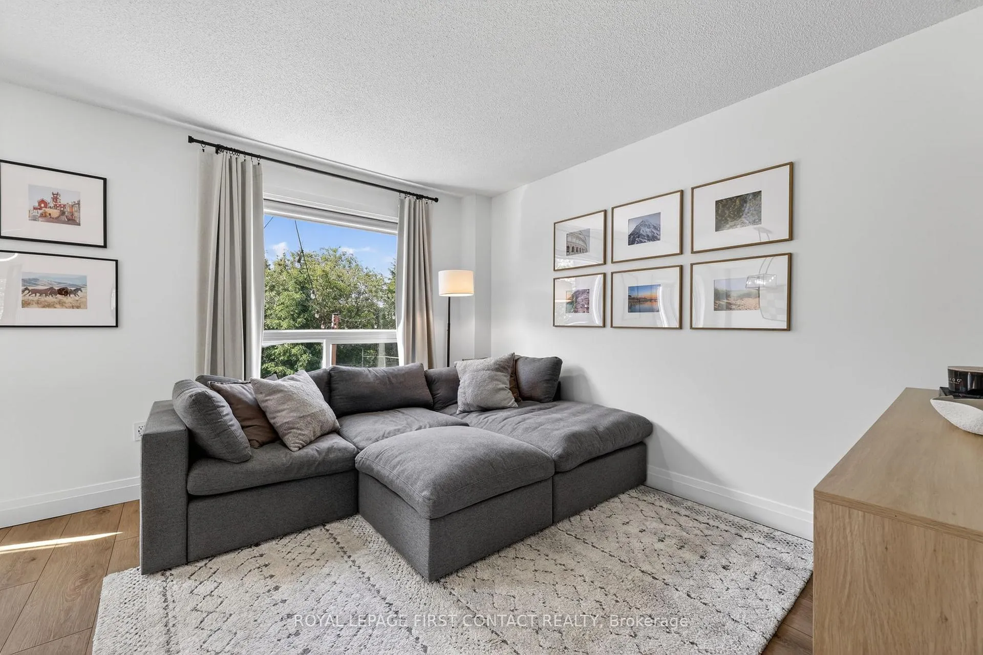 Photo 10 of 1292 Vincent Crescent, Innisfil, Alcona — HOMEH