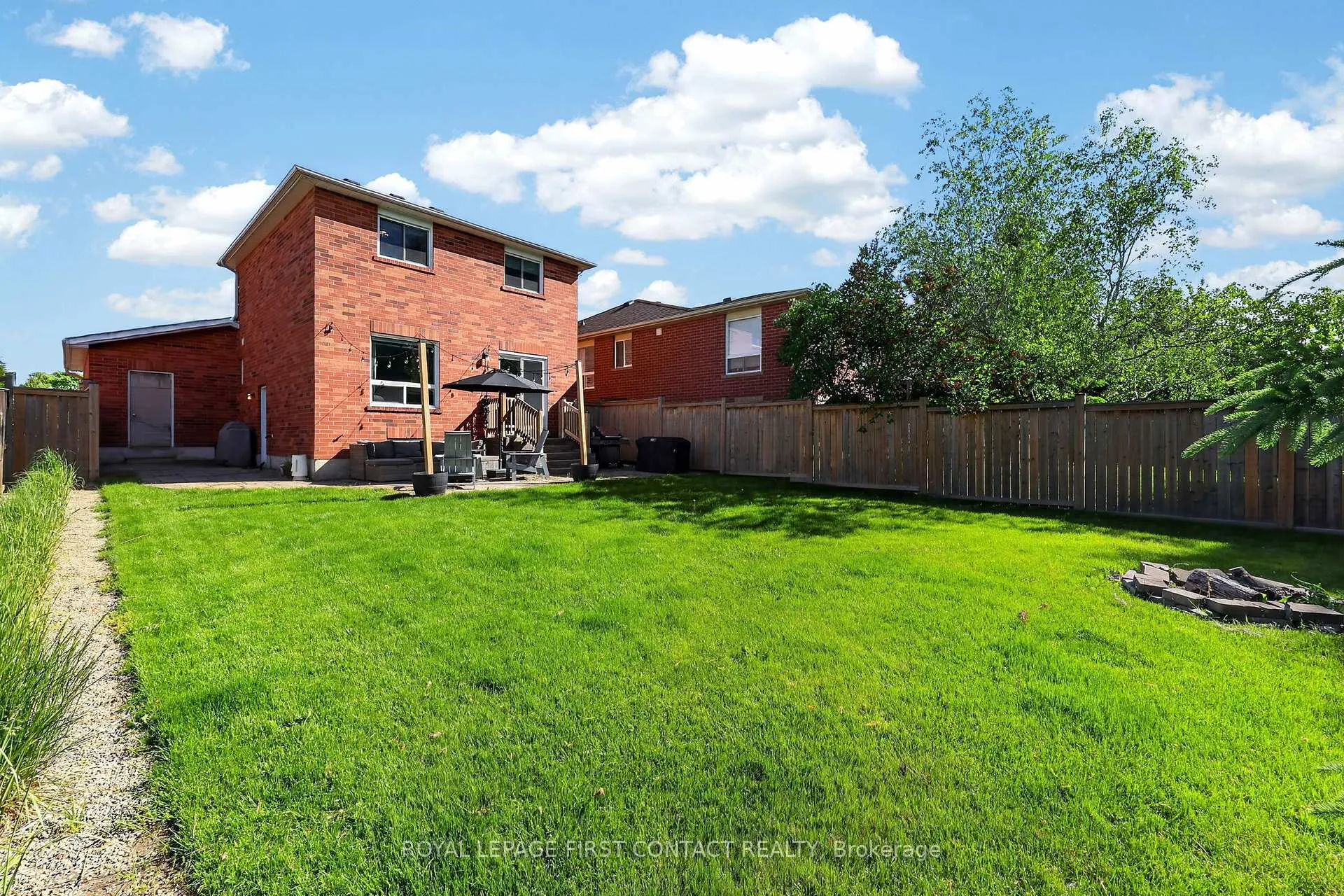 Photo 26 of 1292 Vincent Crescent, Innisfil, Alcona — HOMEH