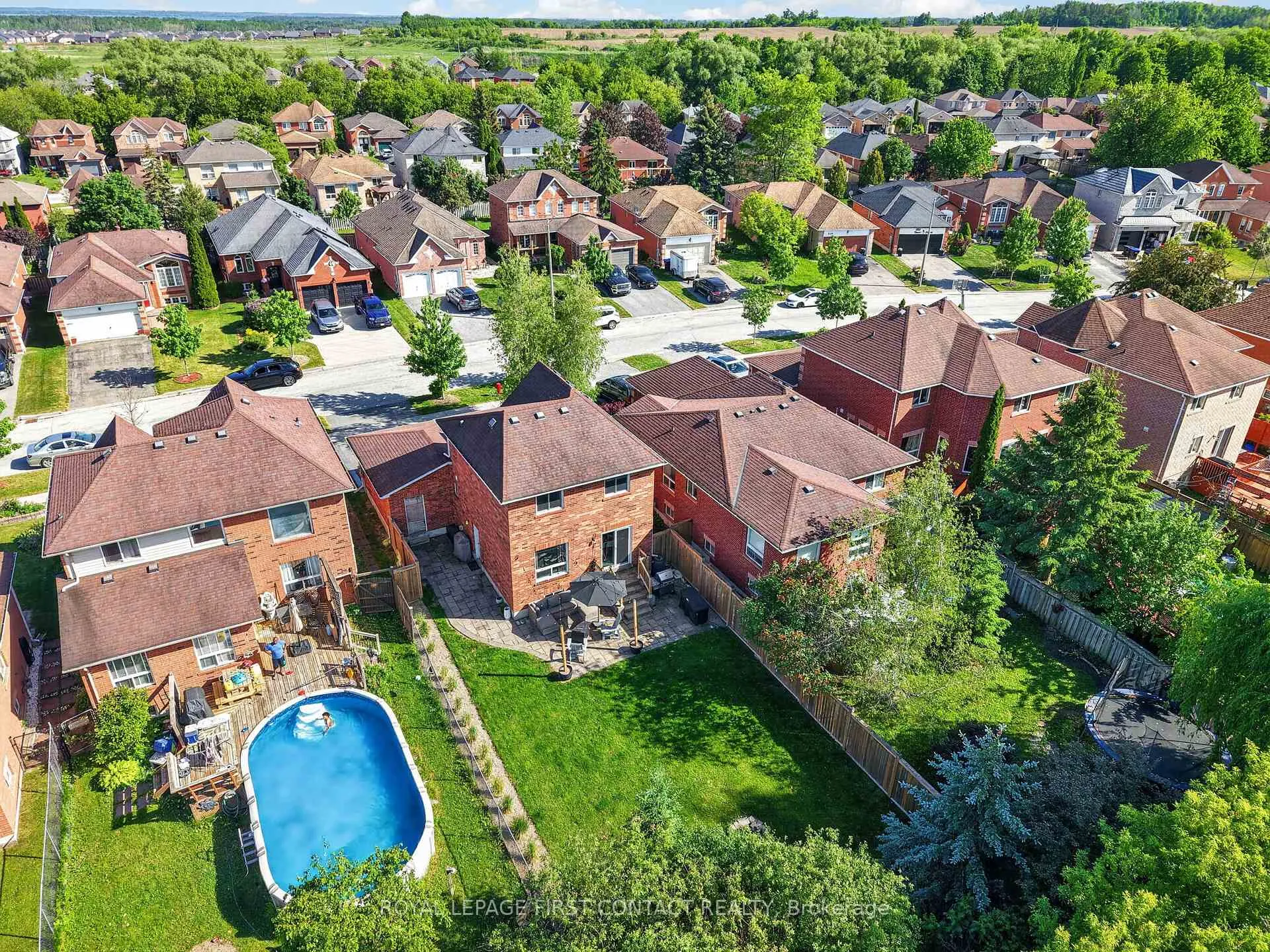 Photo 28 of 1292 Vincent Crescent, Innisfil, Alcona — HOMEH