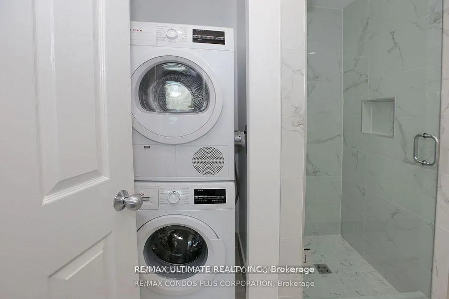 Photo 11 of Unit 601, 77 Harbour Square, Toronto, Waterfront Communities — HOMEH