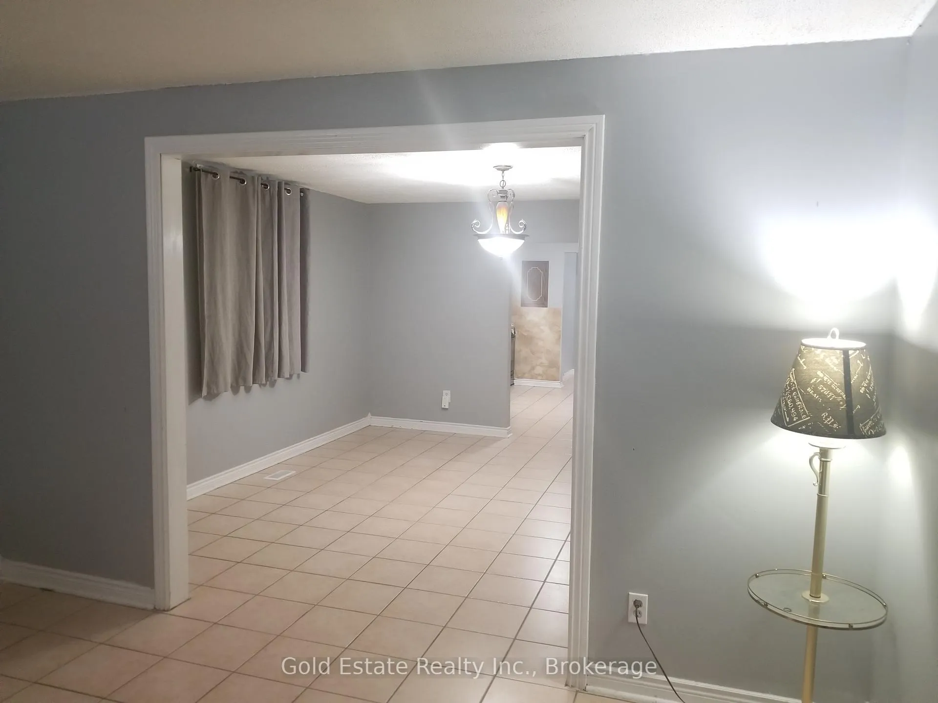Photo 6 of Unit Upper, 426 Langlois Avenue, Windsor — HOMEH
