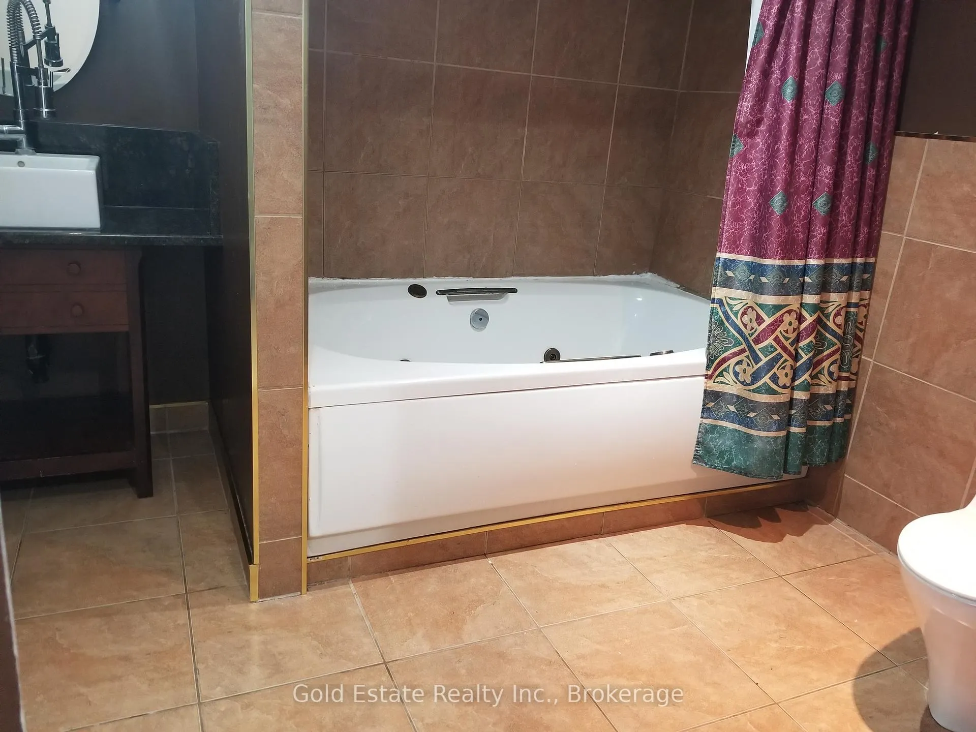 Photo 19 of Unit Upper, 426 Langlois Avenue, Windsor — HOMEH