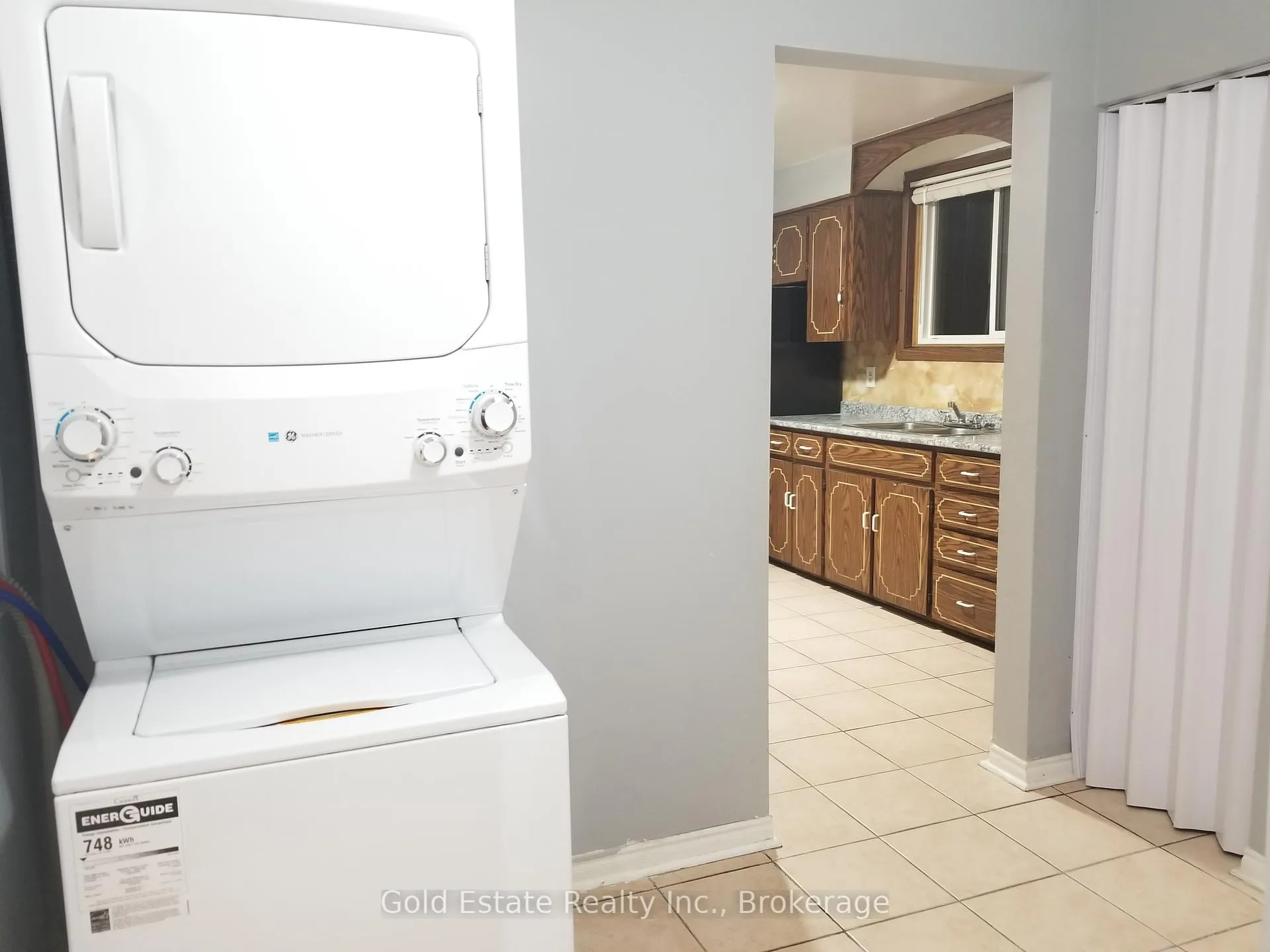 Photo 20 of Unit Upper, 426 Langlois Avenue, Windsor — HOMEH