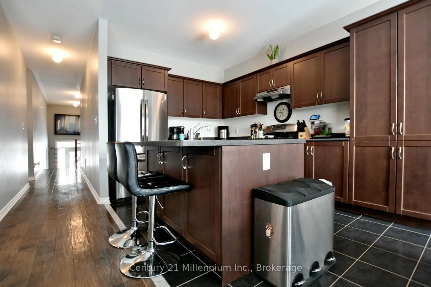 Photo 14 of 133 White Sands Way, Wasaga Beach — HOMEH