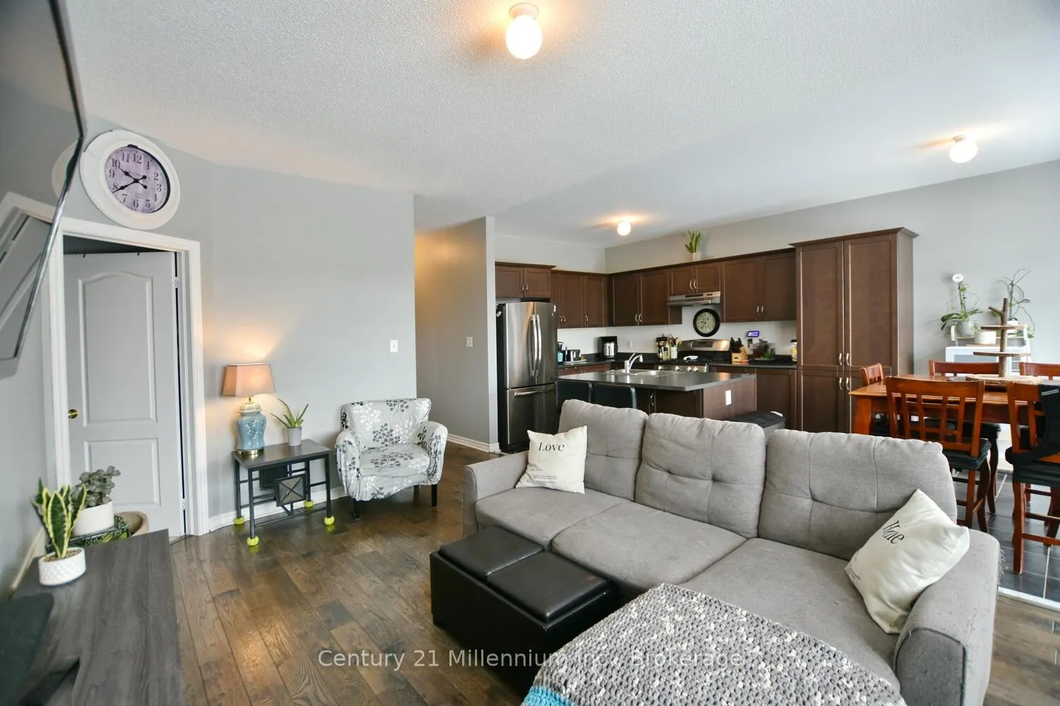 Photo 23 of 133 White Sands Way, Wasaga Beach — HOMEH