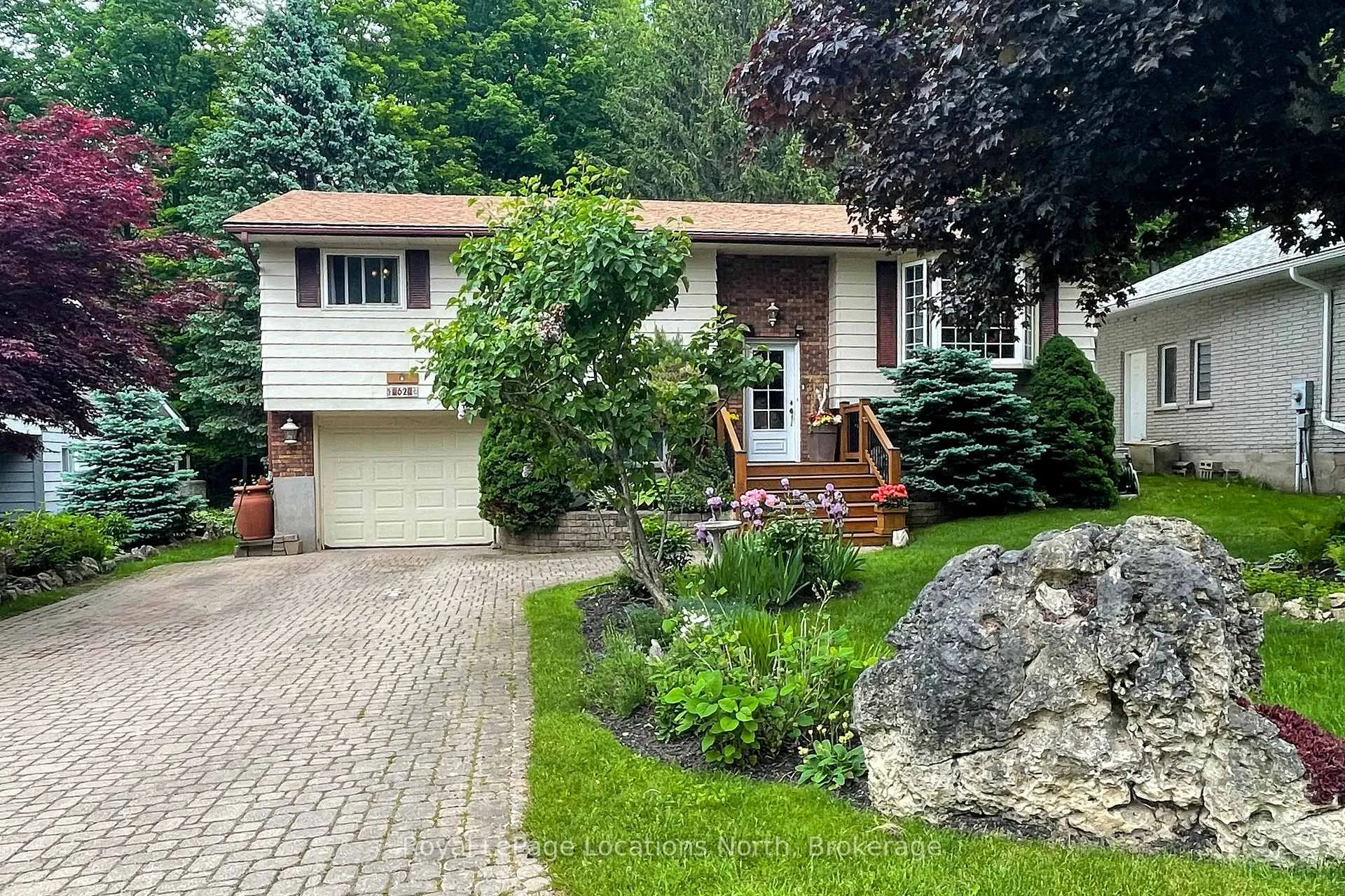 Photo 2 of 62 Parklane Crescent, Meaford — HOMEH