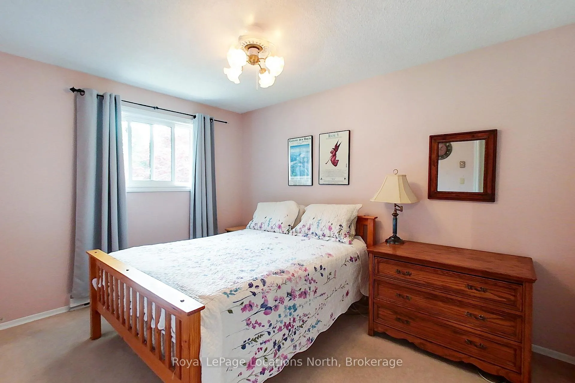 Photo 23 of 62 Parklane Crescent, Meaford — HOMEH
