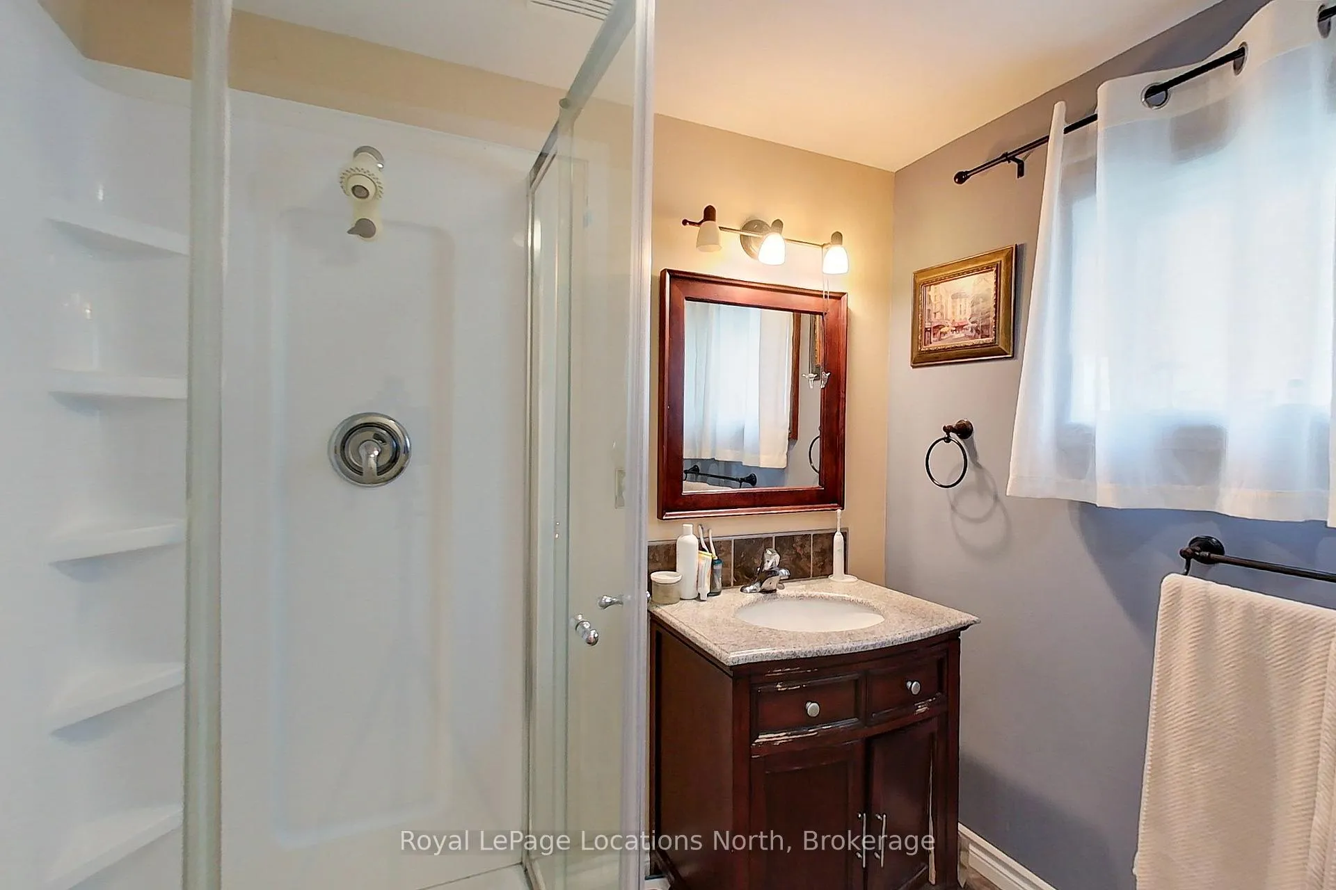 Photo 34 of 62 Parklane Crescent, Meaford — HOMEH