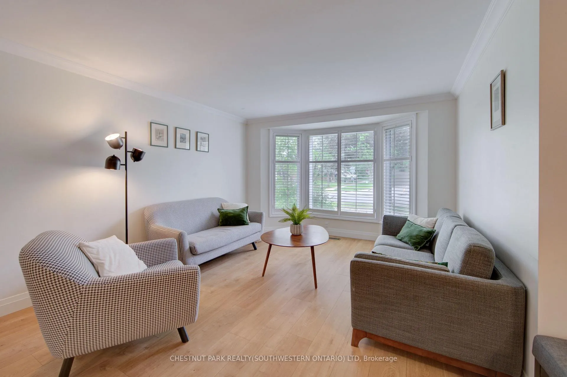 Photo 6 of 363 Morrison Road, Kitchener, Centreville Chicopee — HOMEH
