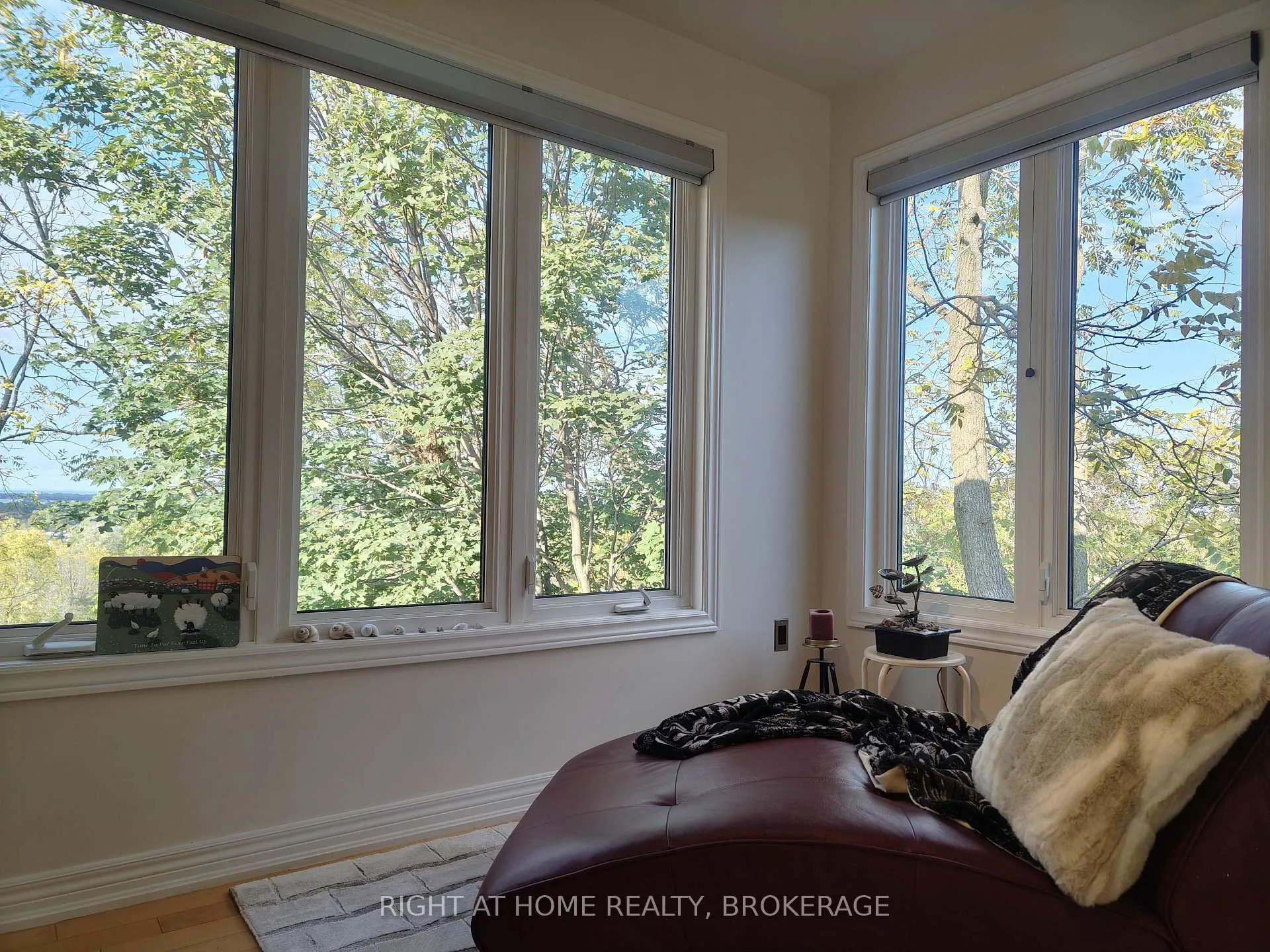 Photo 37 of 22 Ursula Avenue, St. Catharines, Burleigh Hill — HOMEH