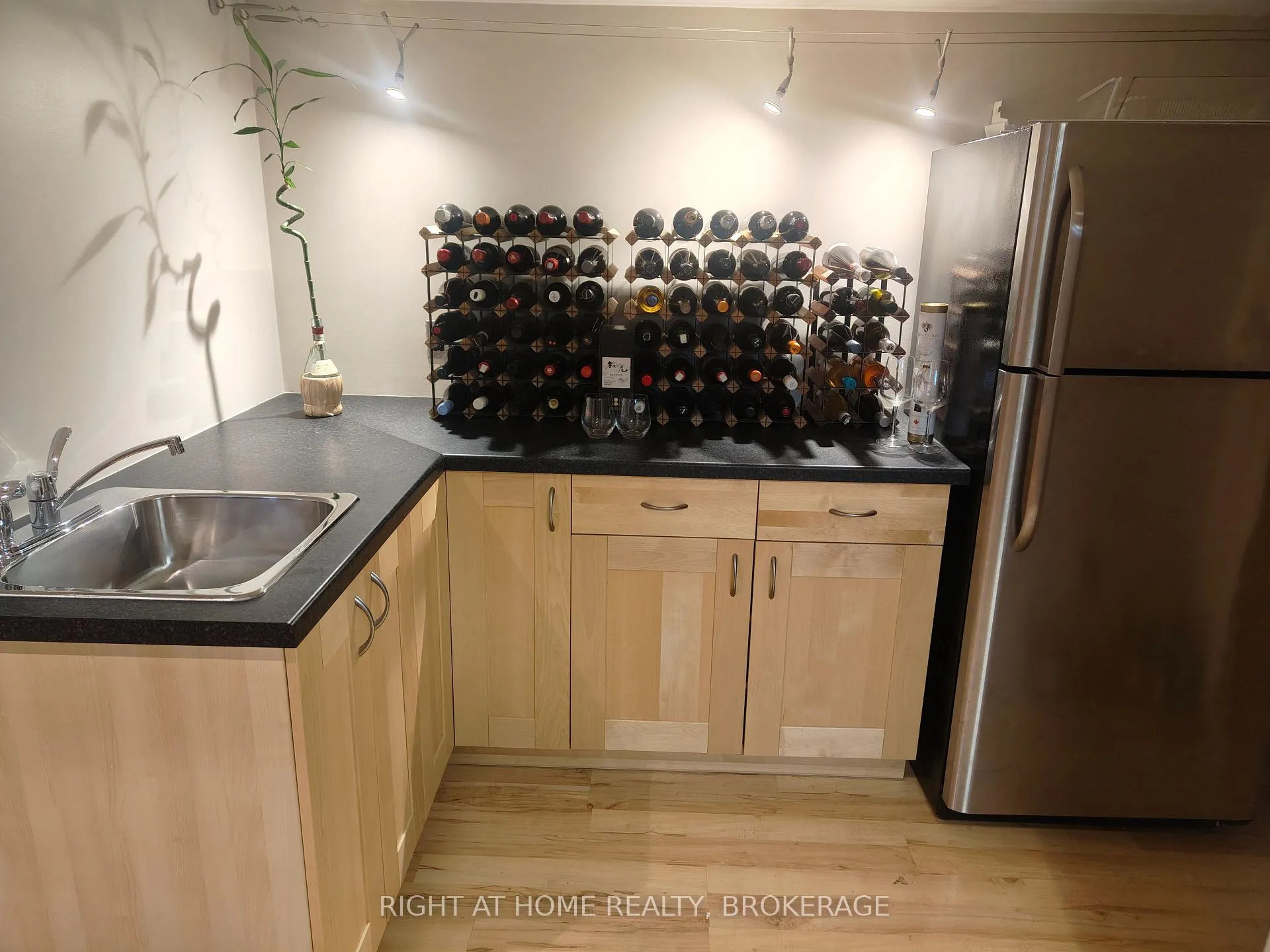 Photo 47 of 22 Ursula Avenue, St. Catharines, Burleigh Hill — HOMEH