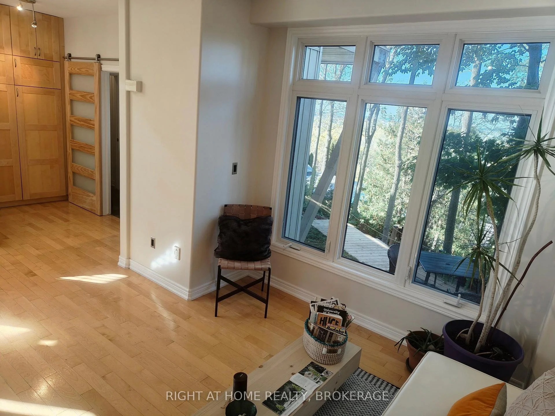 Photo 21 of 22 Ursula Avenue, St. Catharines, Burleigh Hill — HOMEH