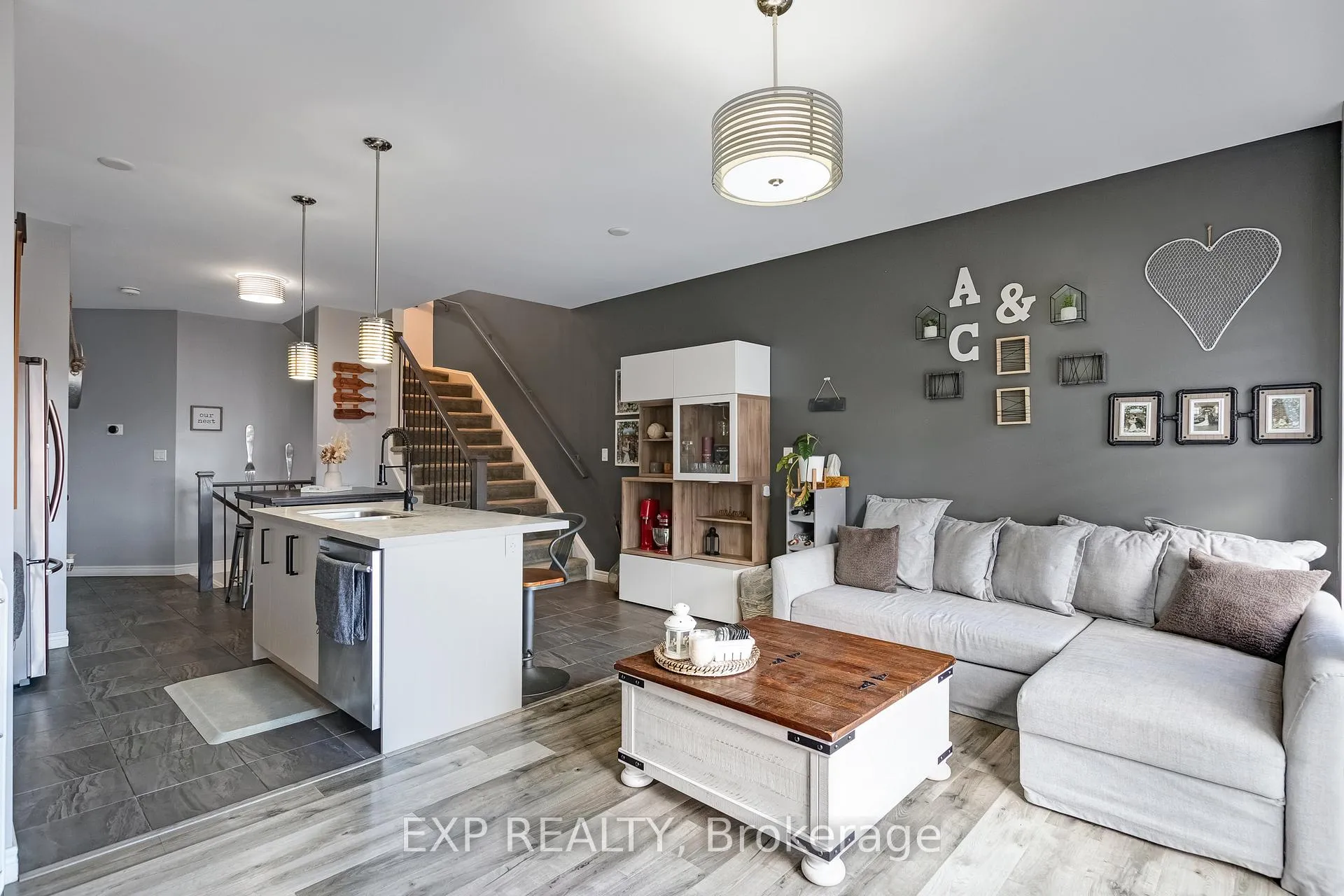Photo 13 of 688 Dunn Avenue, Hamilton, Parkview — HOMEH