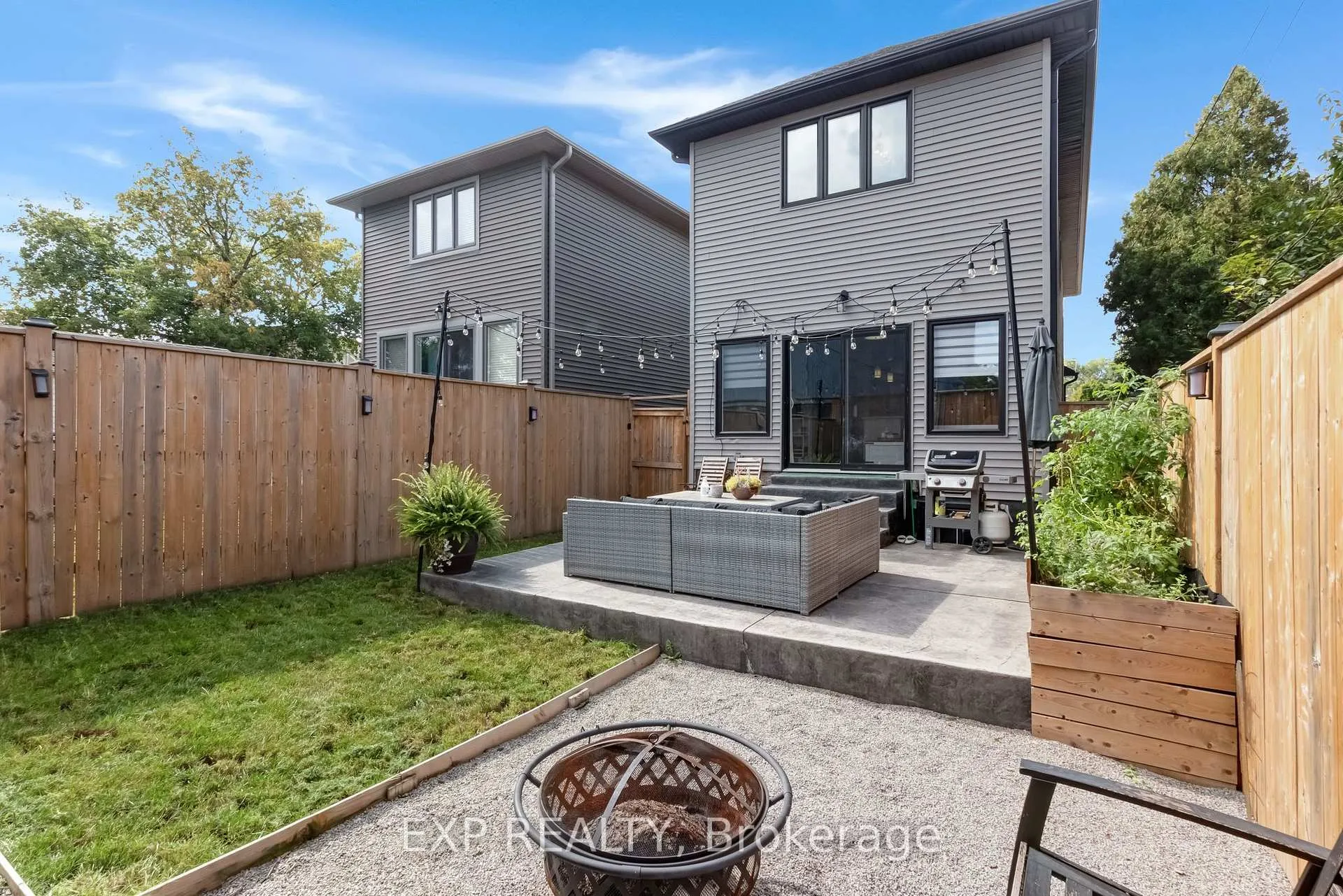 Photo 33 of 688 Dunn Avenue, Hamilton, Parkview — HOMEH