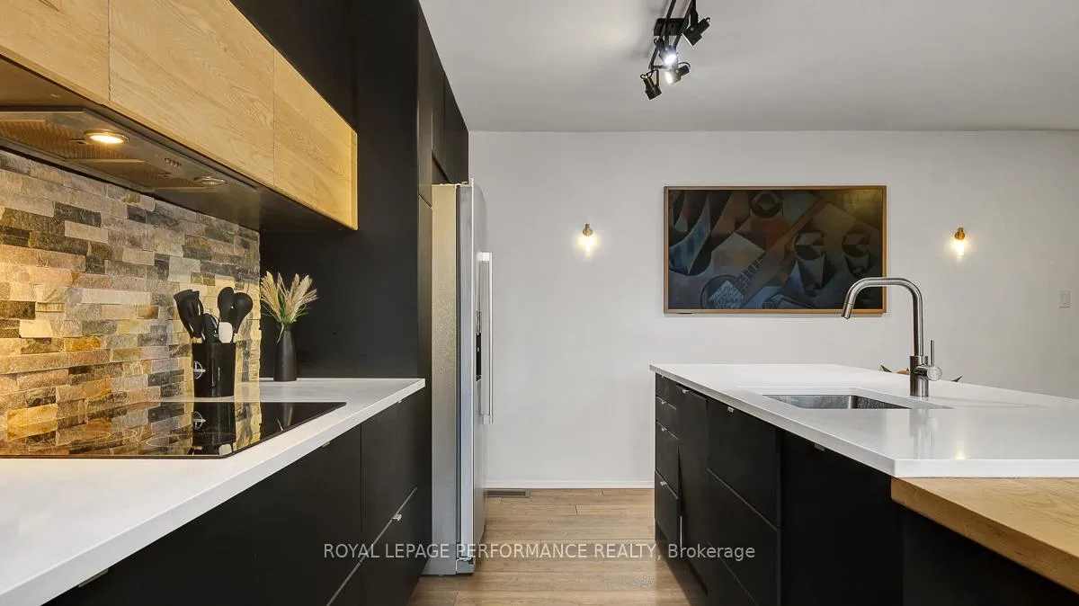 Photo 8 of 510 Foxview Place, Ottawa, CFB Rockcliffe and Area — HOMEH