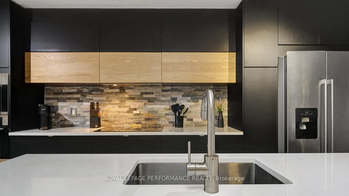 Photo 9 of 510 Foxview Place, Ottawa, CFB Rockcliffe and Area — HOMEH