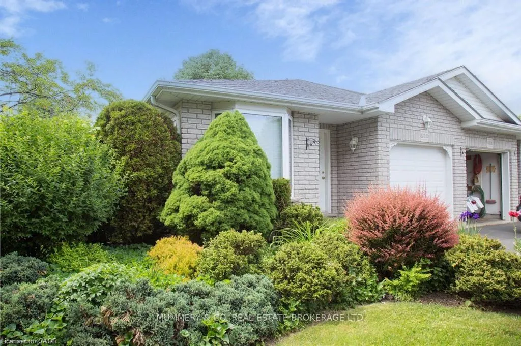 Photo 2 of 630 Greenock Street, Norfolk, Port Dover — HOMEH