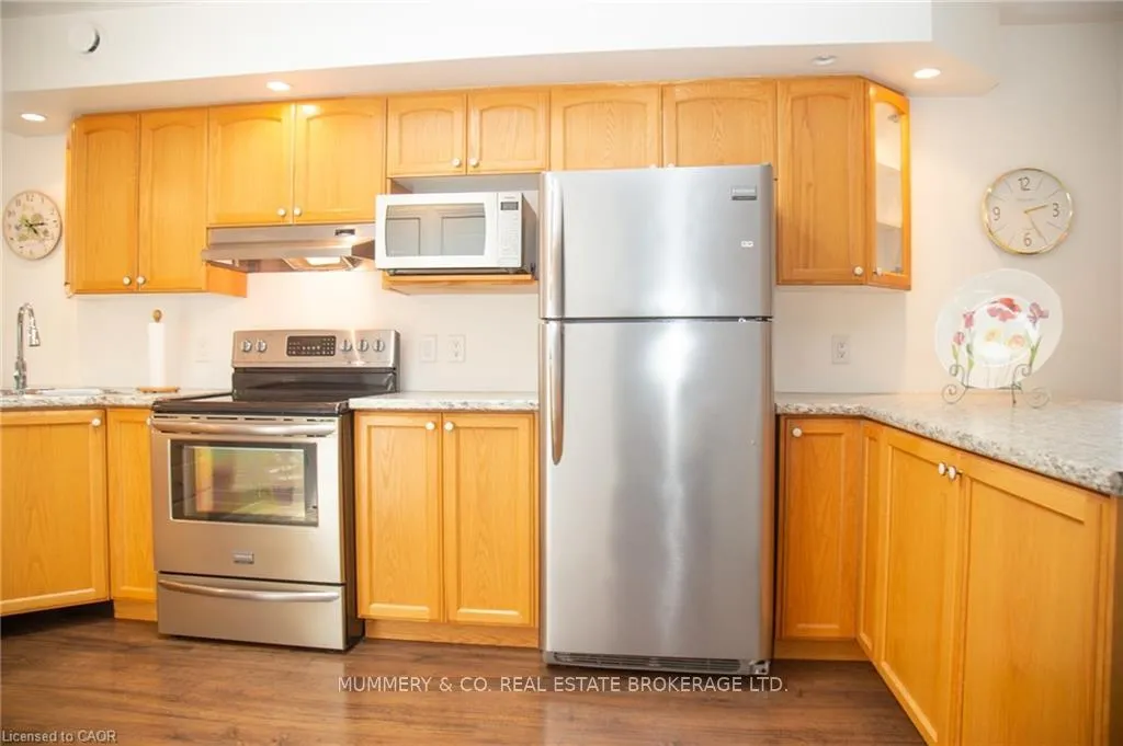 Photo 10 of 630 Greenock Street, Norfolk, Port Dover — HOMEH