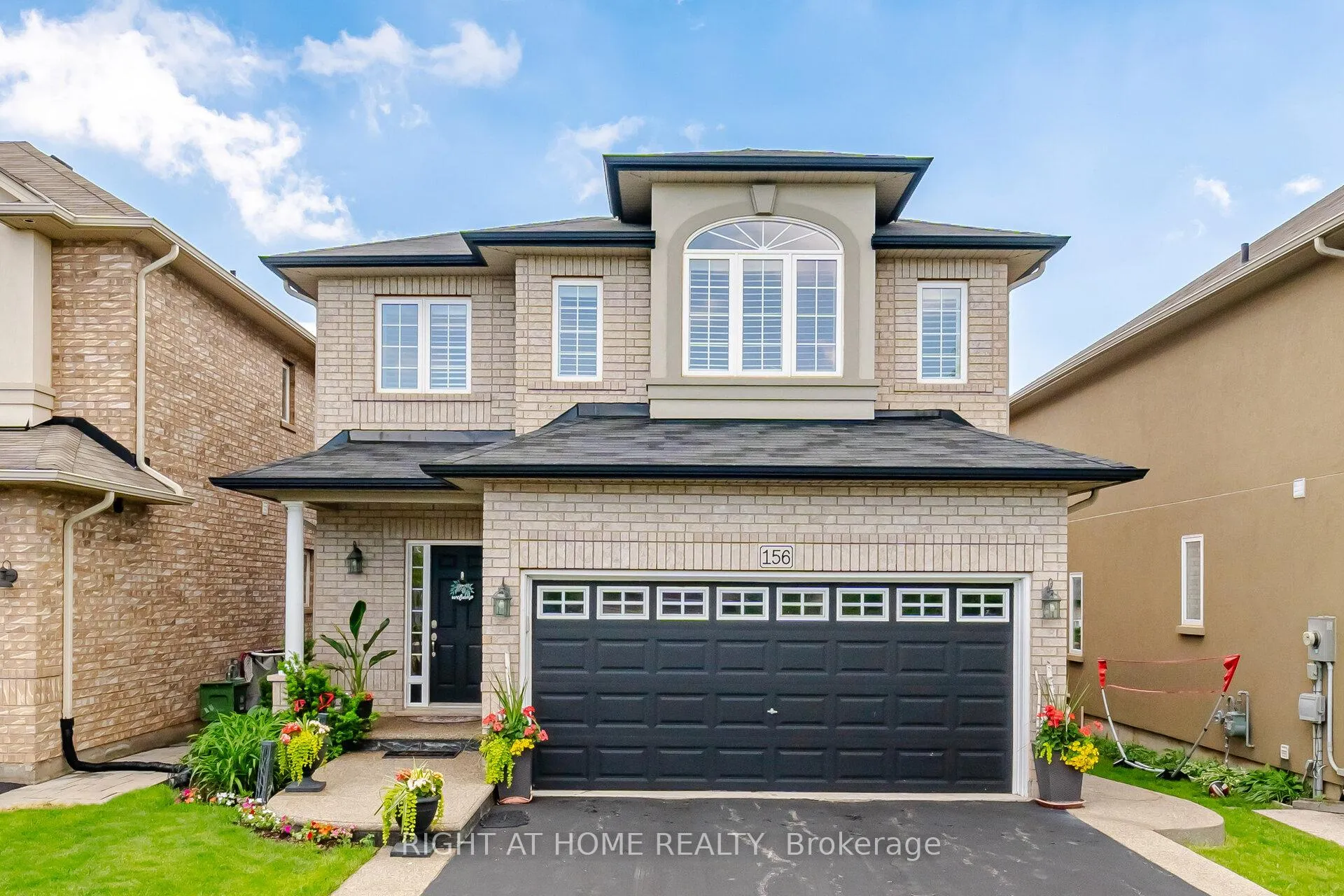 Photo 1 of 156 Gunby Boulevard, Hamilton, Waterdown — HOMEH