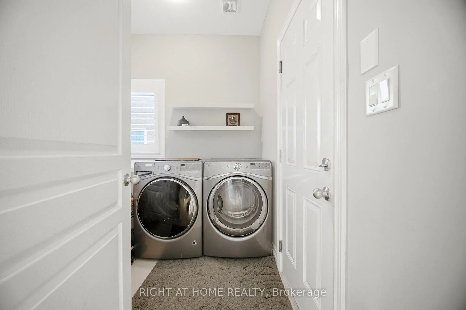 Photo 15 of 156 Gunby Boulevard, Hamilton, Waterdown — HOMEH