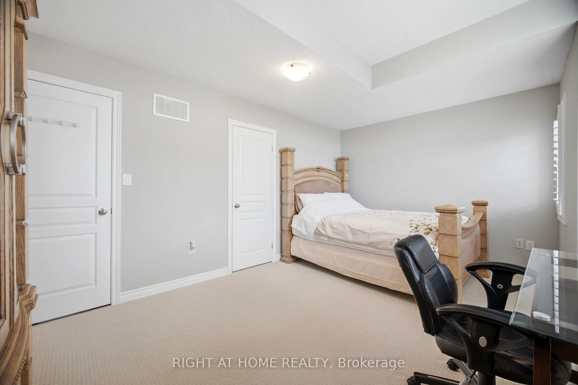 Photo 23 of 156 Gunby Boulevard, Hamilton, Waterdown — HOMEH