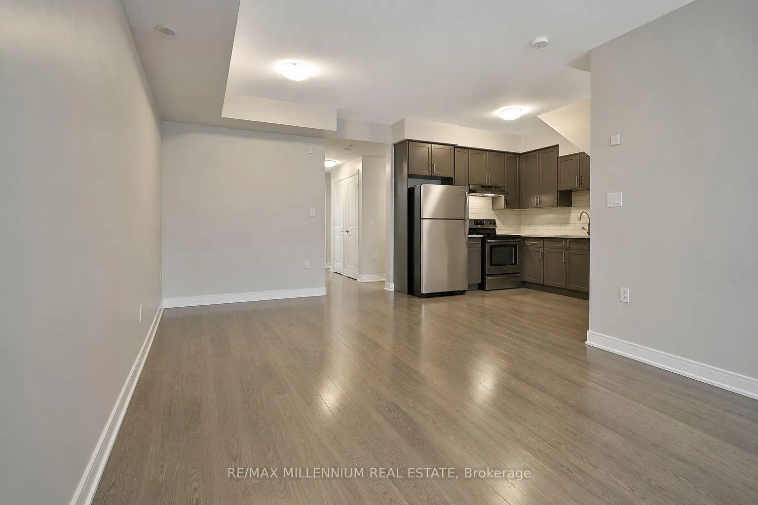 Photo 6 of Unit 110, 256 Royal York Boulevard, Etobicoke, Mimico — HOMEH