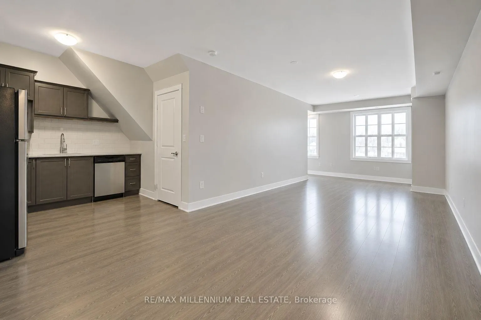 Photo 7 of Unit 110, 256 Royal York Boulevard, Etobicoke, Mimico — HOMEH