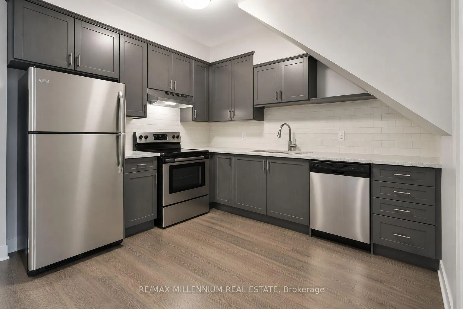 Photo 8 of Unit 110, 256 Royal York Boulevard, Etobicoke, Mimico — HOMEH