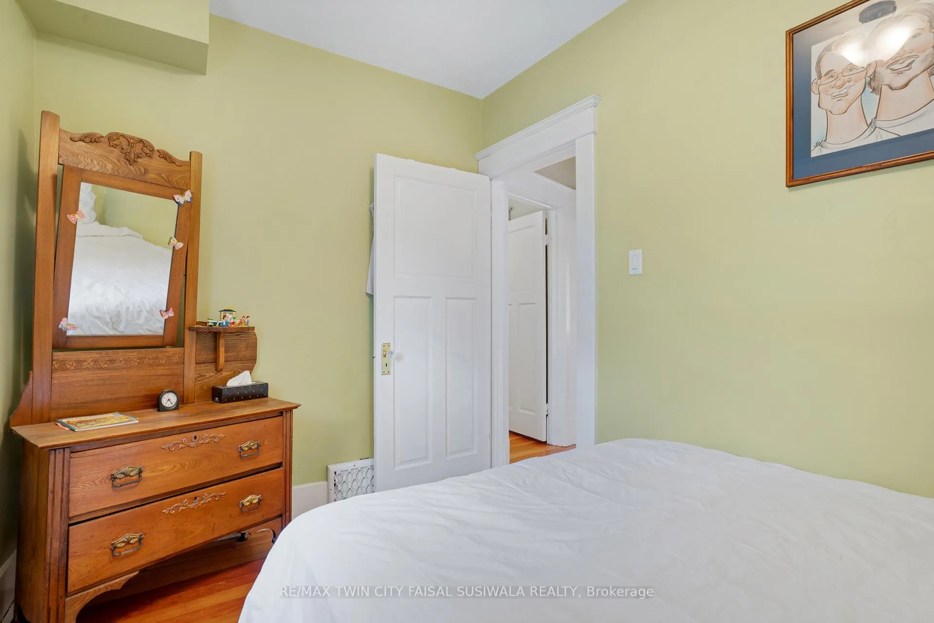 Photo 24 of 130 Moore Avenue, Kitchener — HOMEH