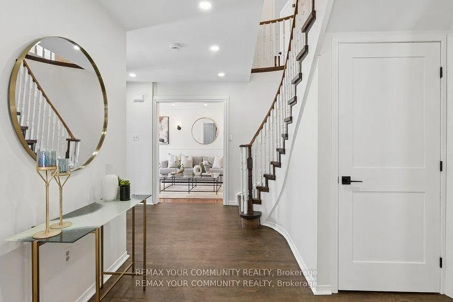 Photo 7 of 16 Autumn Way, Aurora, Aurora Heights — HOMEH