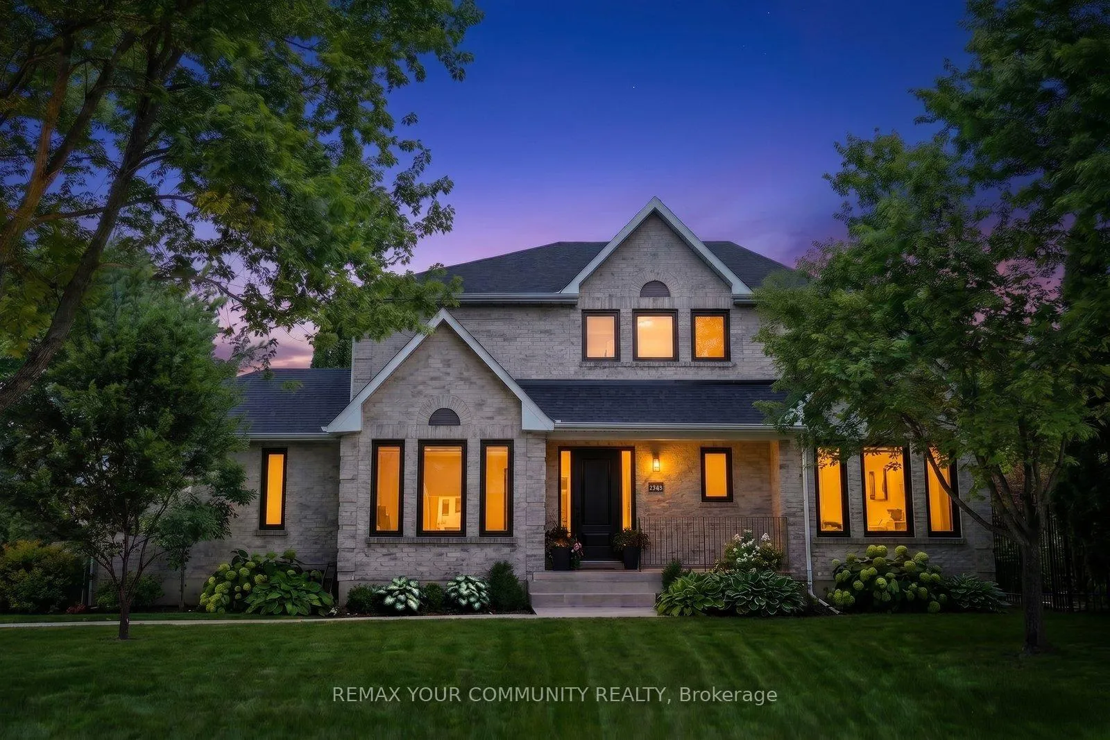 Photo 41 of 16 Autumn Way, Aurora, Aurora Heights — HOMEH