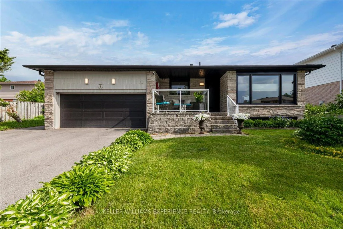 Photo 3 of 7 Glenridge Road, Barrie, Allandale Heights — HOMEH