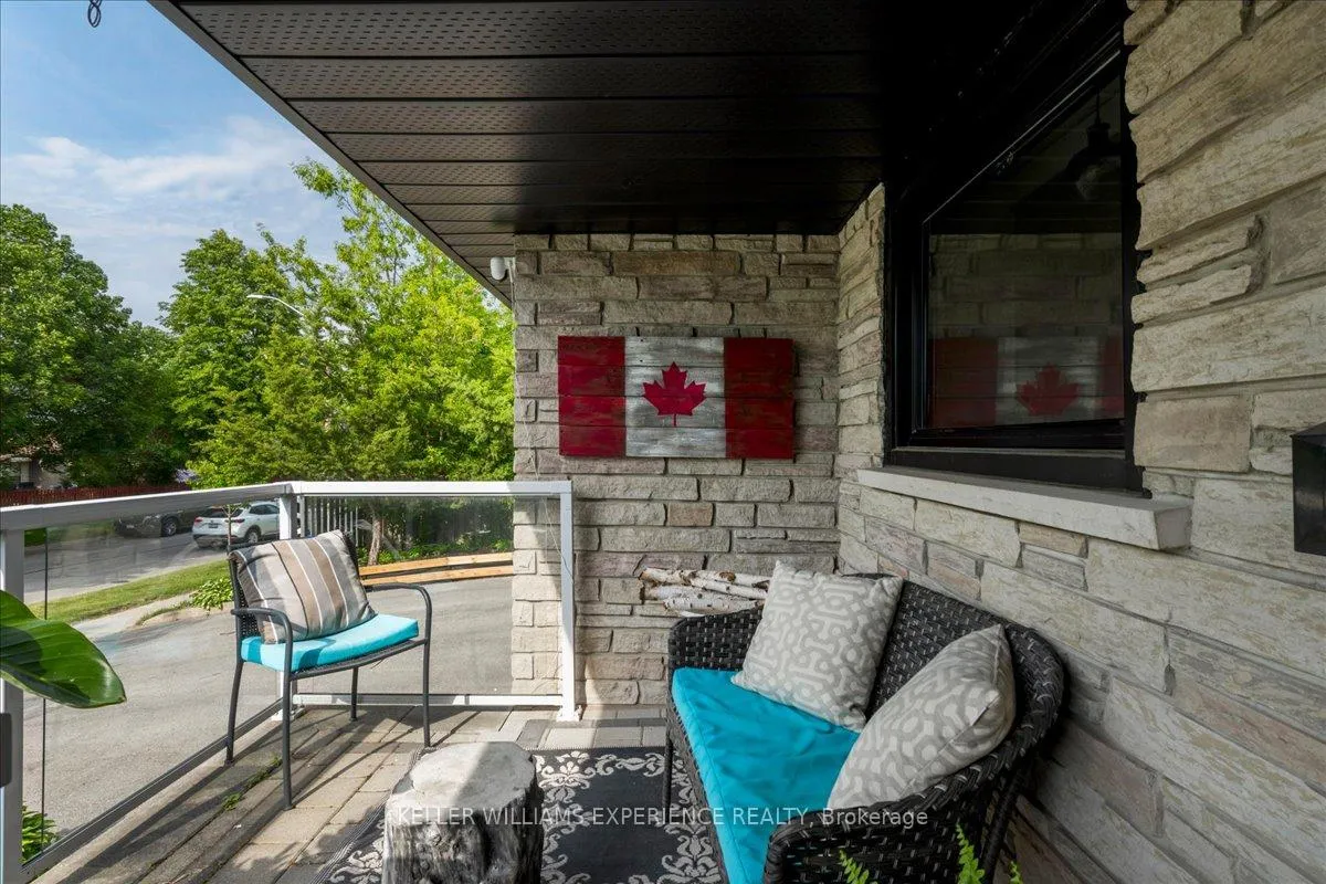 Photo 4 of 7 Glenridge Road, Barrie, Allandale Heights — HOMEH