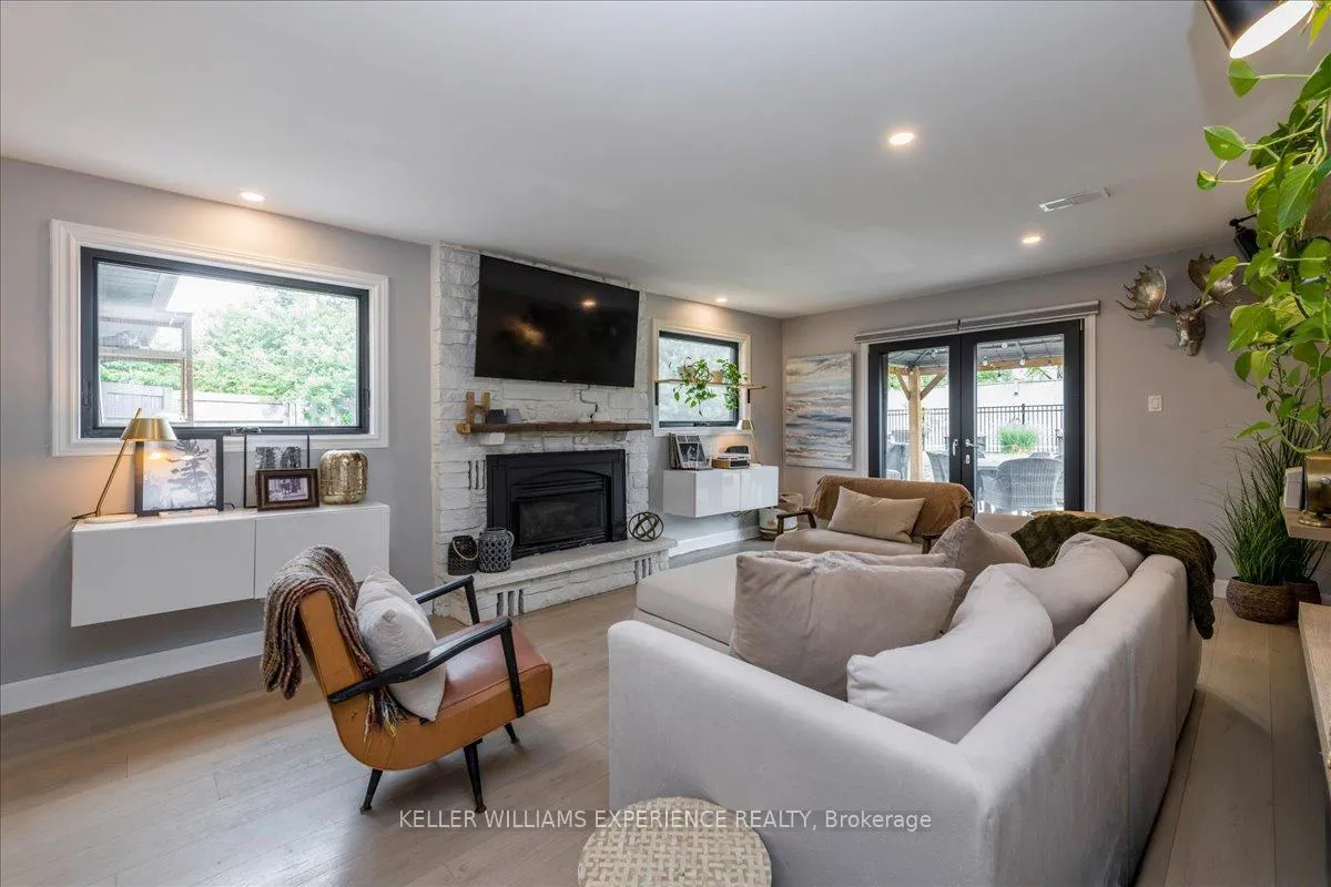 Photo 13 of 7 Glenridge Road, Barrie, Allandale Heights — HOMEH