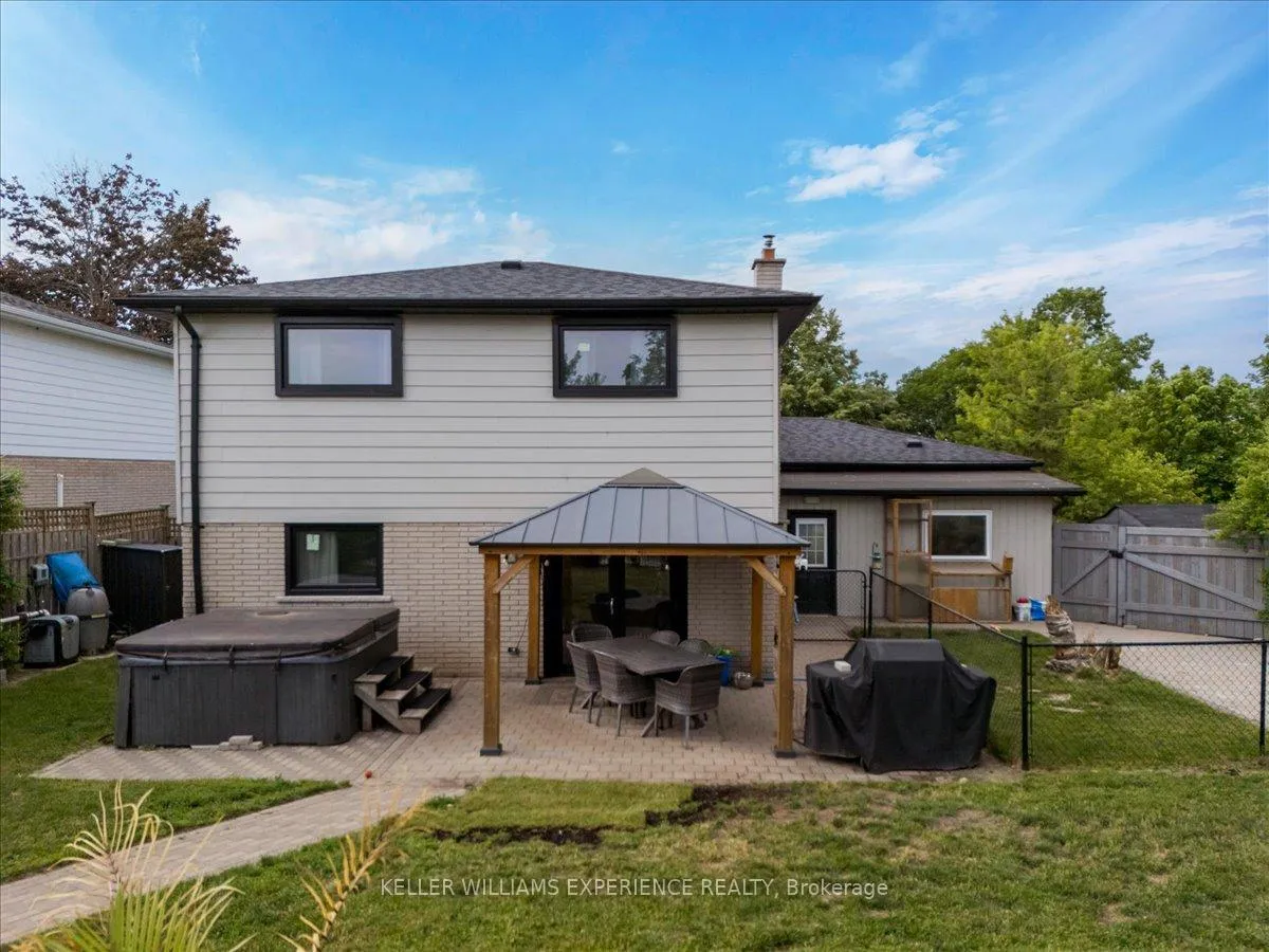 Photo 38 of 7 Glenridge Road, Barrie, Allandale Heights — HOMEH