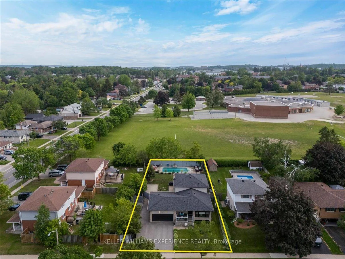 Photo 40 of 7 Glenridge Road, Barrie, Allandale Heights — HOMEH