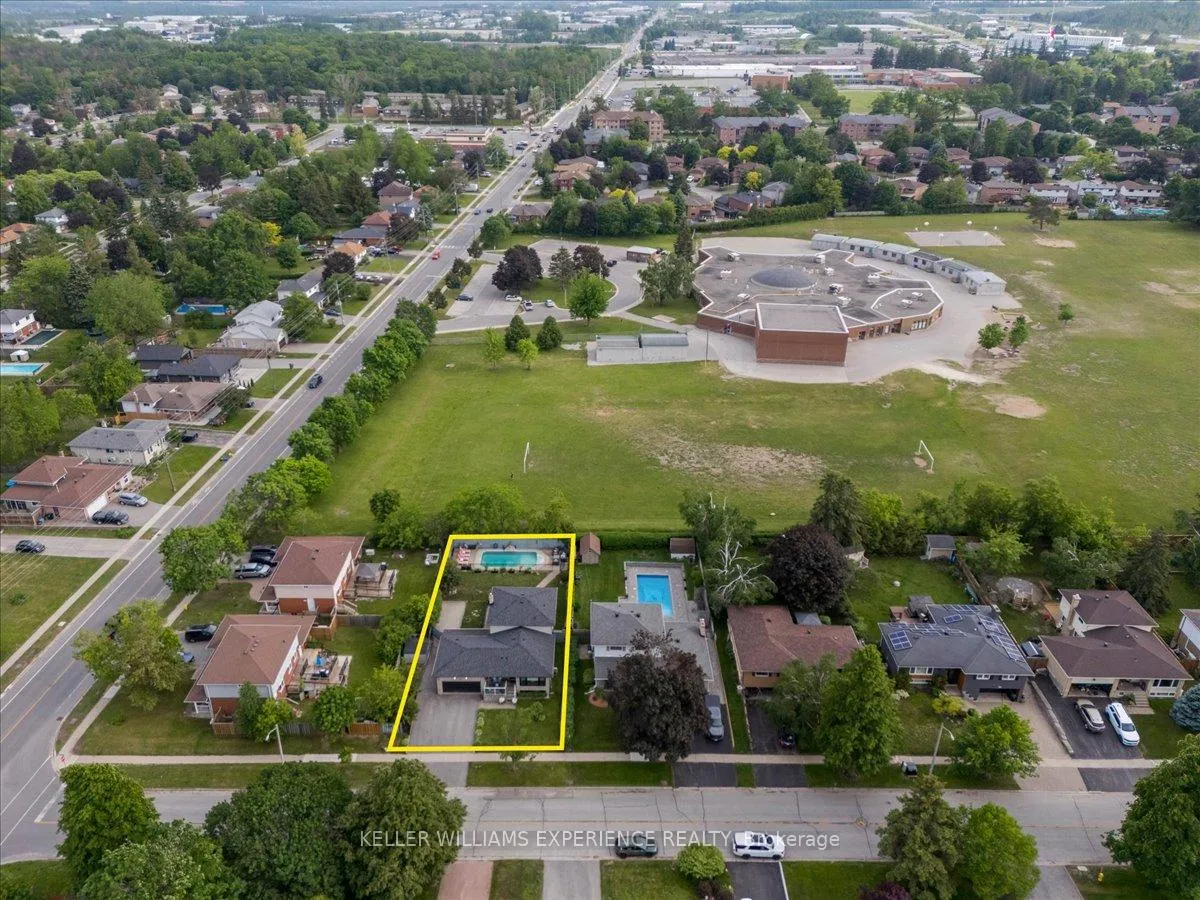 Photo 41 of 7 Glenridge Road, Barrie, Allandale Heights — HOMEH