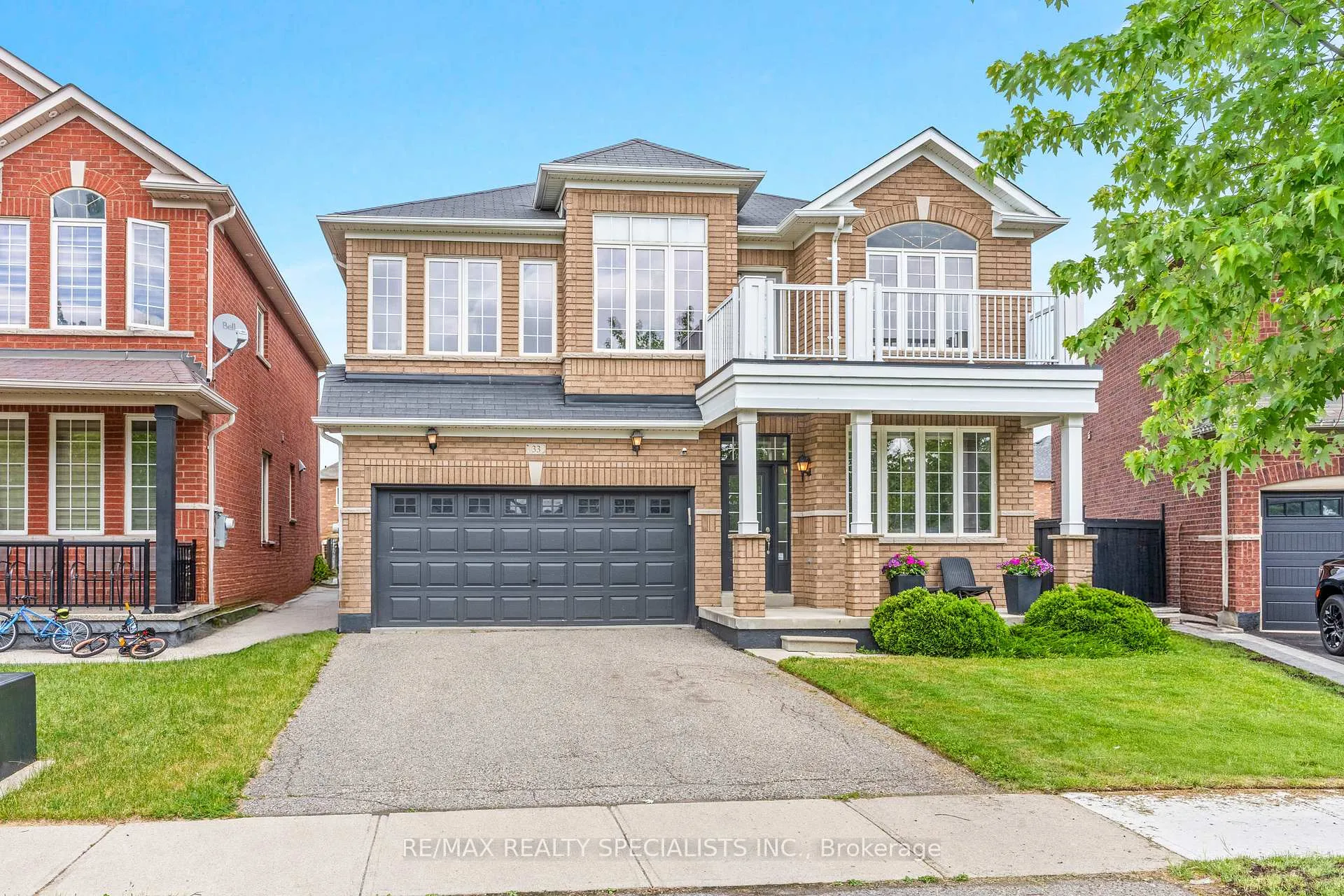 Photo 2 of 33 Delphinium Way, Brampton, Northwest Sandalwood Parkway — HOMEH