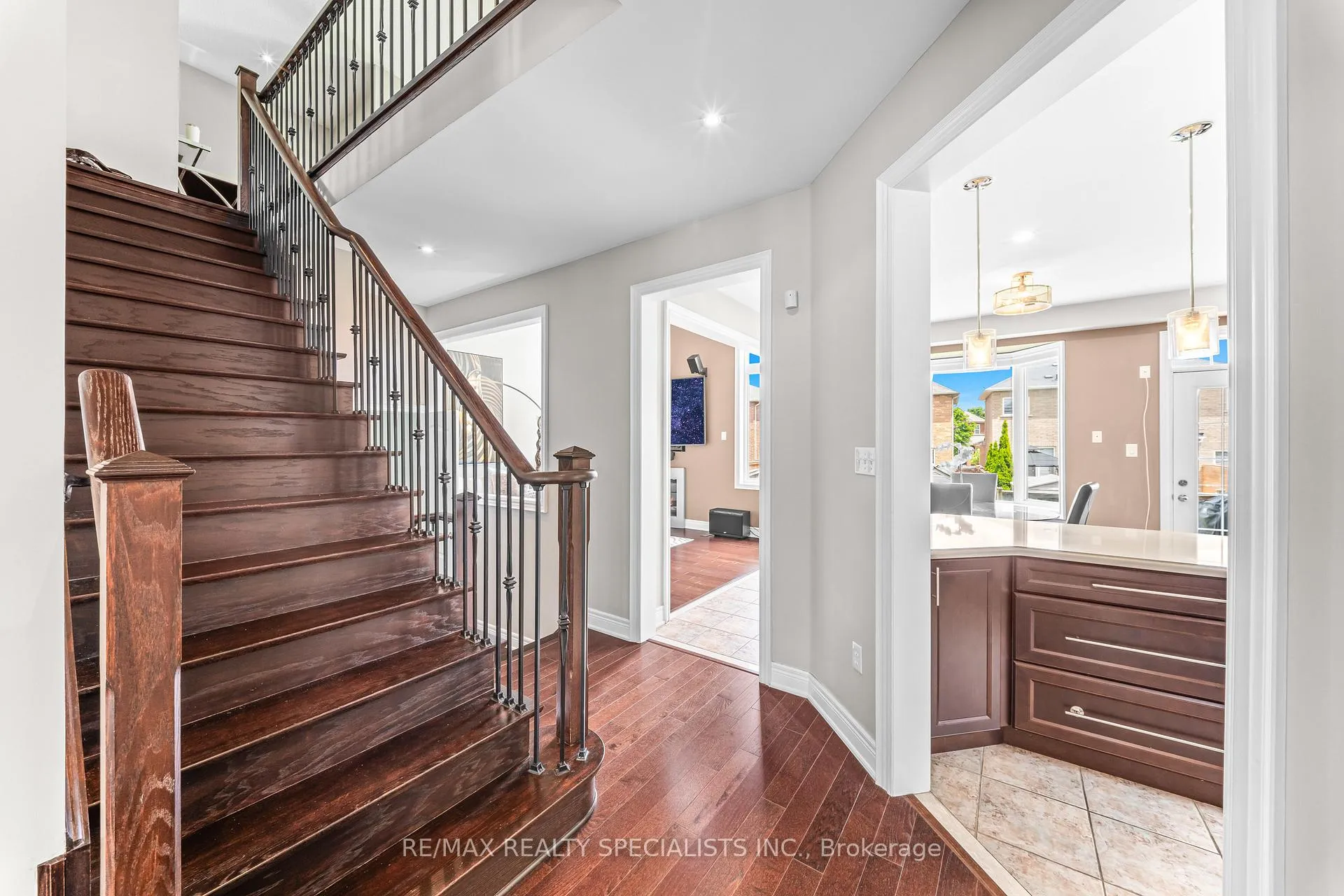 Photo 8 of 33 Delphinium Way, Brampton, Northwest Sandalwood Parkway — HOMEH