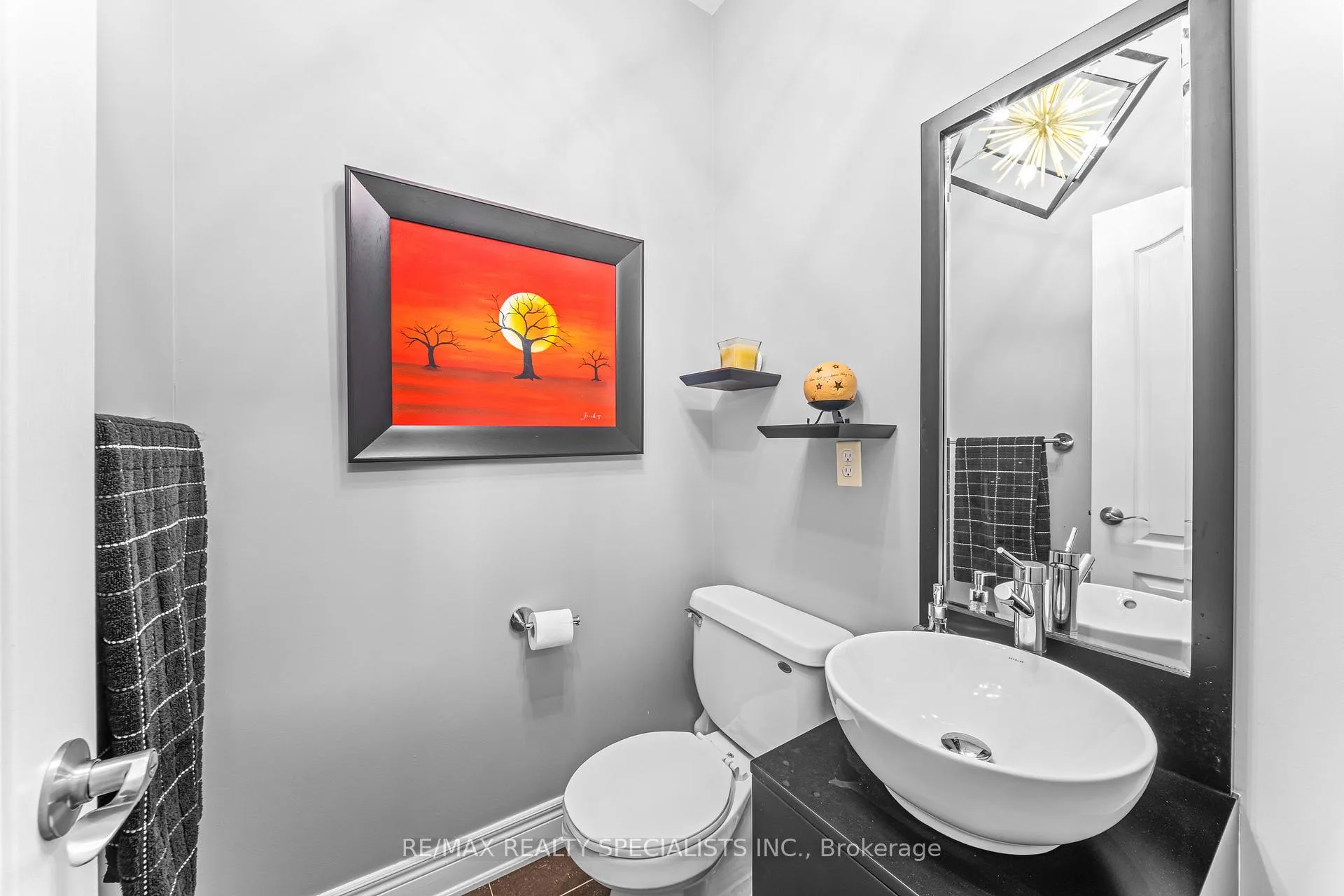 Photo 17 of 33 Delphinium Way, Brampton, Northwest Sandalwood Parkway — HOMEH