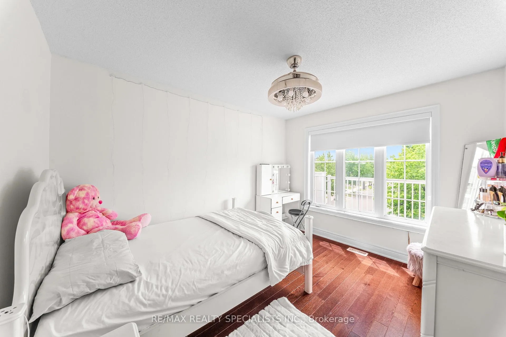 Photo 24 of 33 Delphinium Way, Brampton, Northwest Sandalwood Parkway — HOMEH