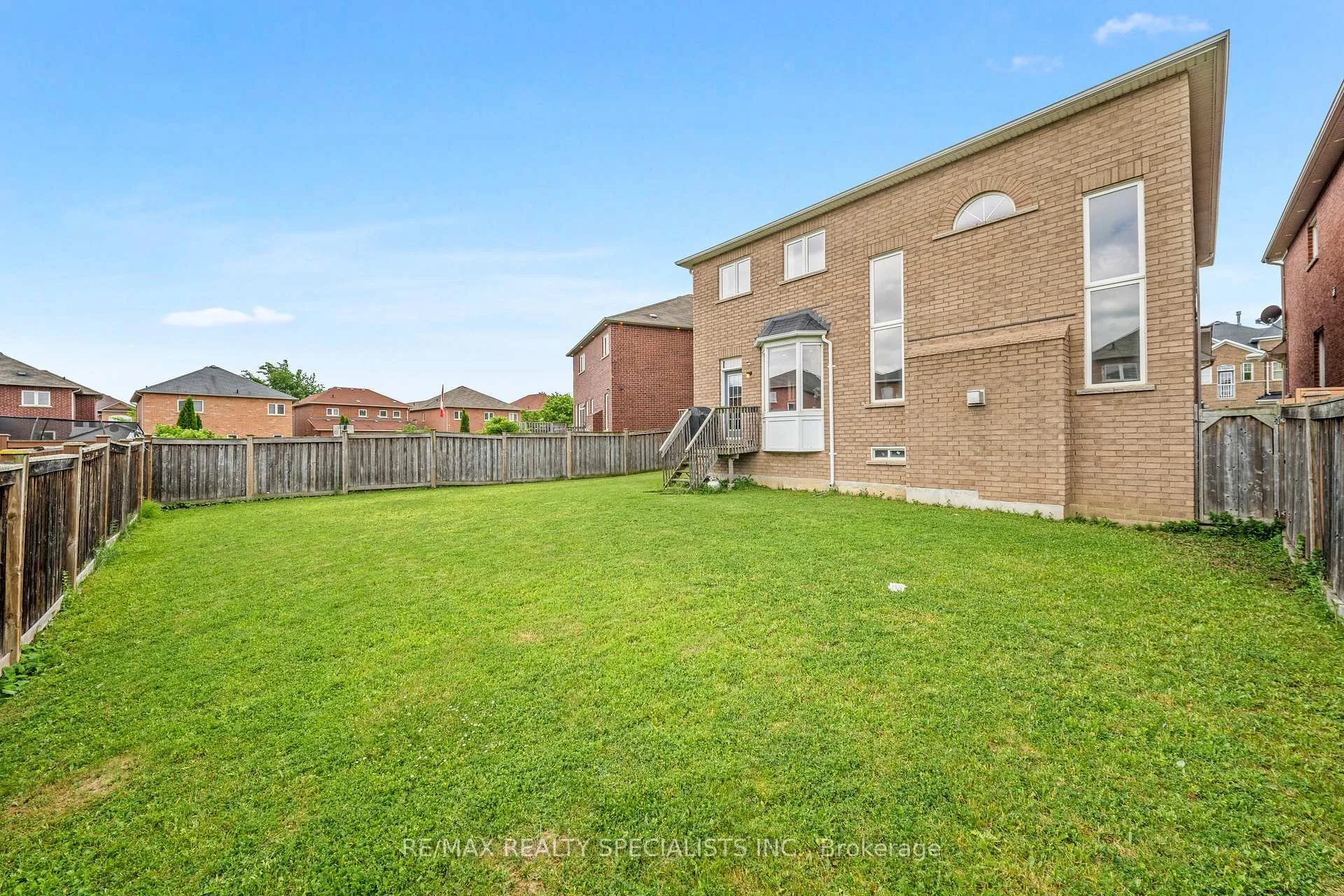 Photo 29 of 33 Delphinium Way, Brampton, Northwest Sandalwood Parkway — HOMEH